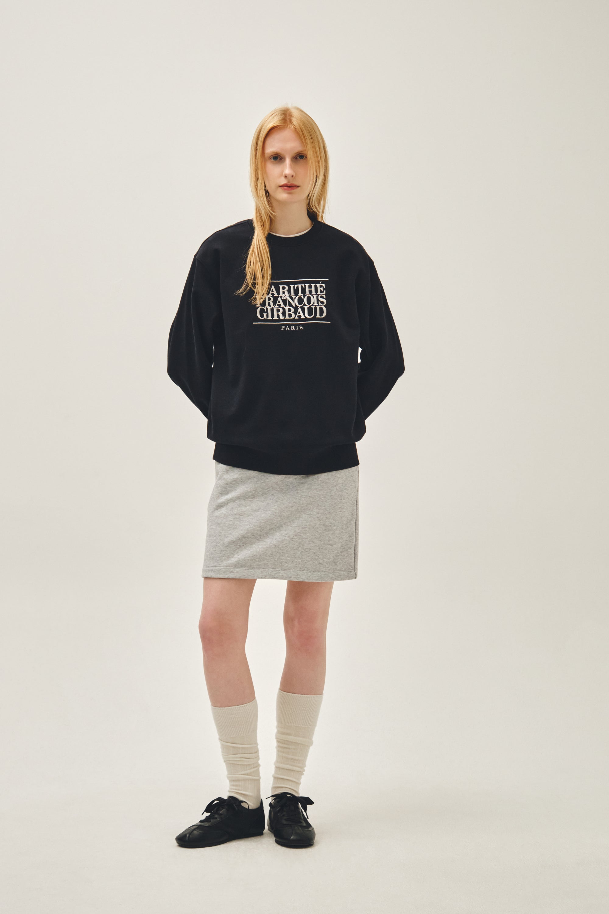 Classic Logo Embroidery Sweatshirt Navy