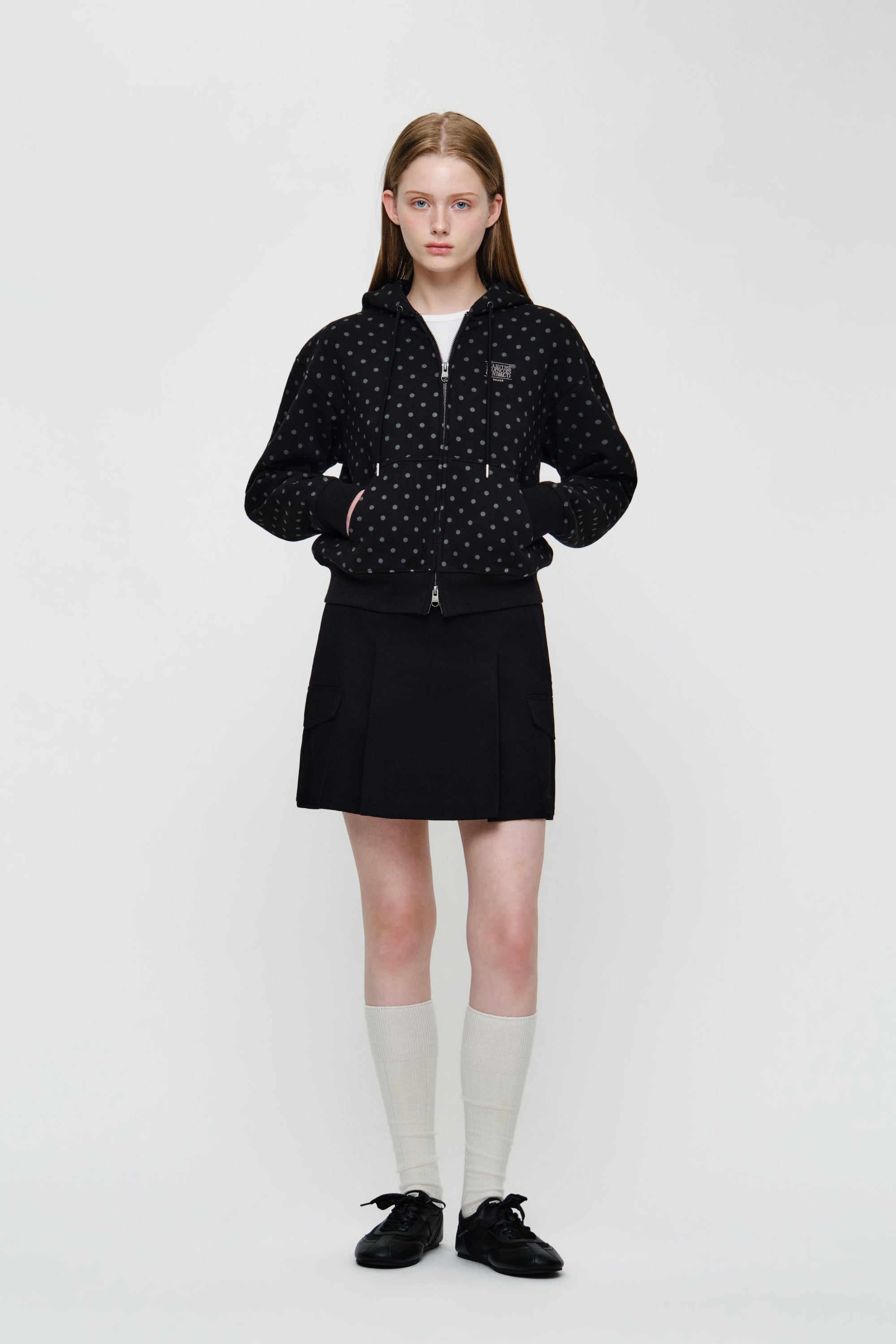 W Small Classic Logo Hoodie Zipup Dot
