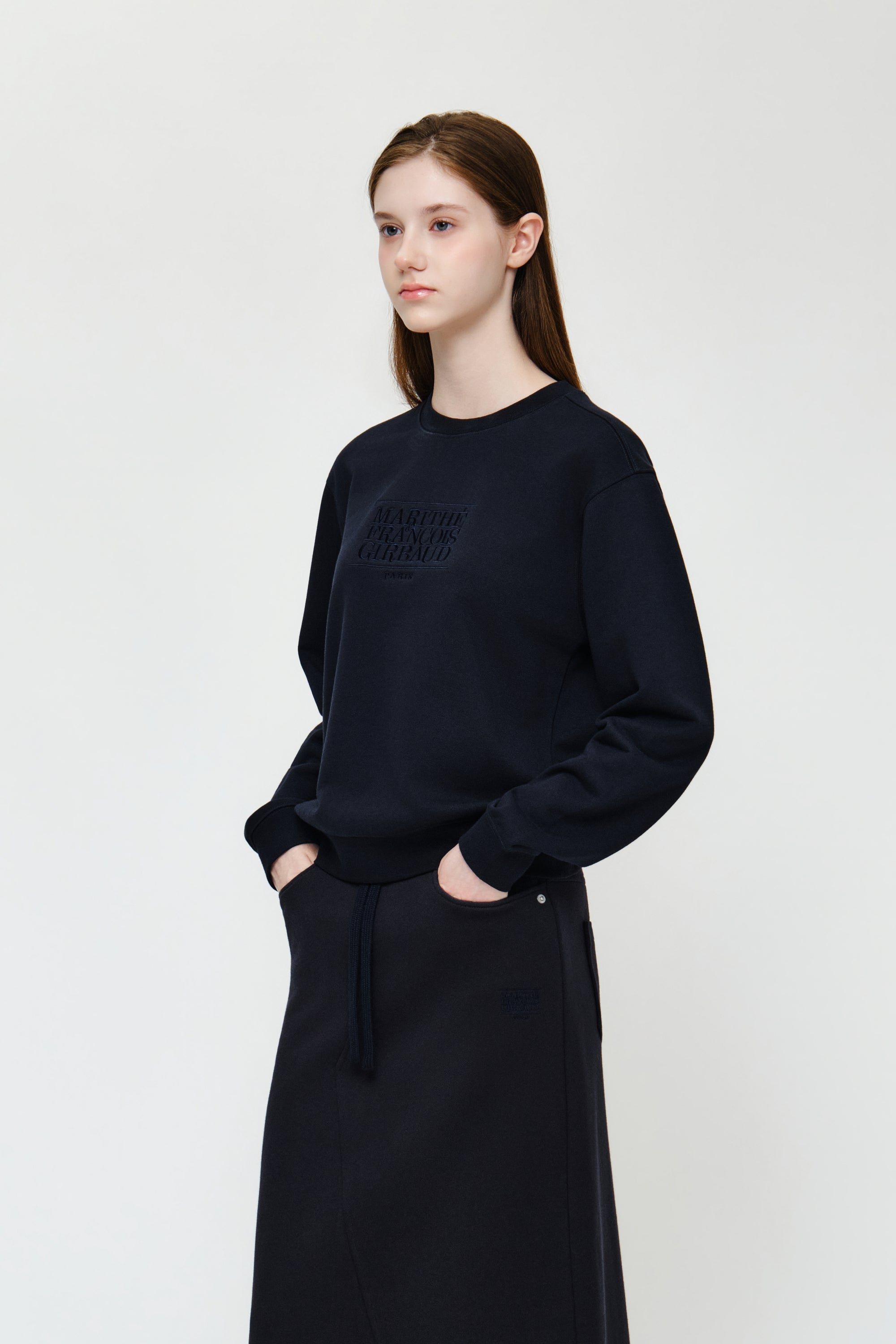 W Classic Logo Sweatshirt Navy