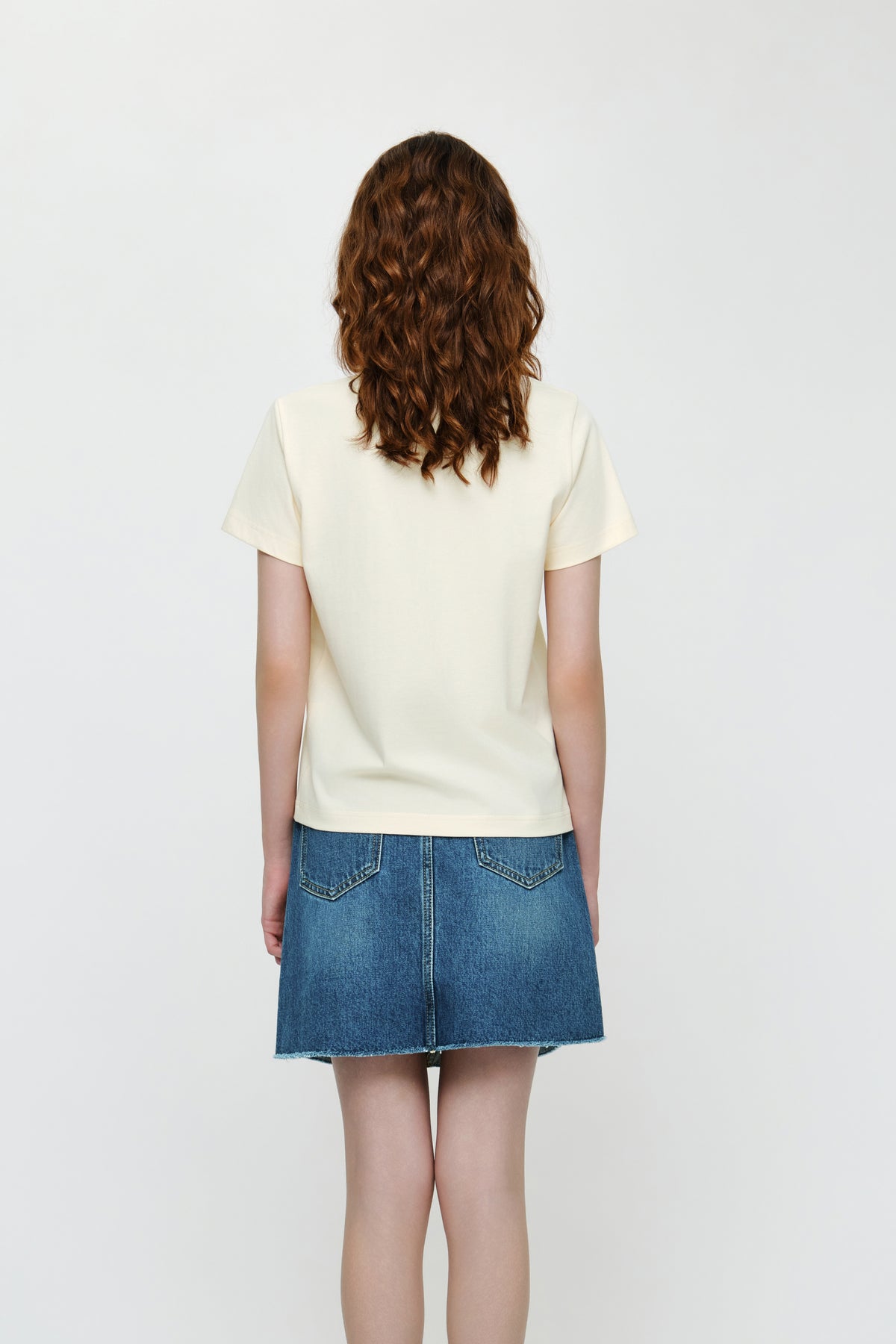 W Classic Logo Tee Cream