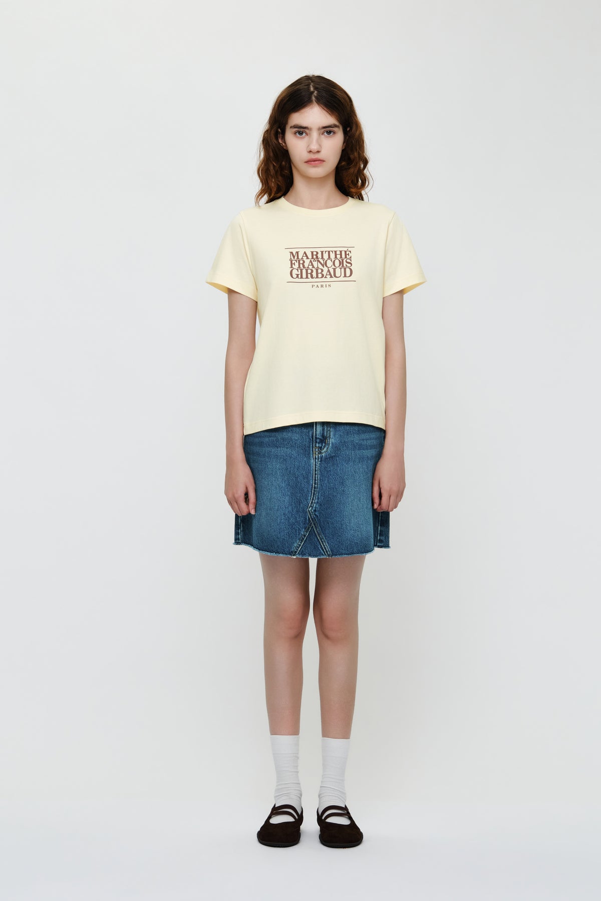 W Classic Logo Tee Cream