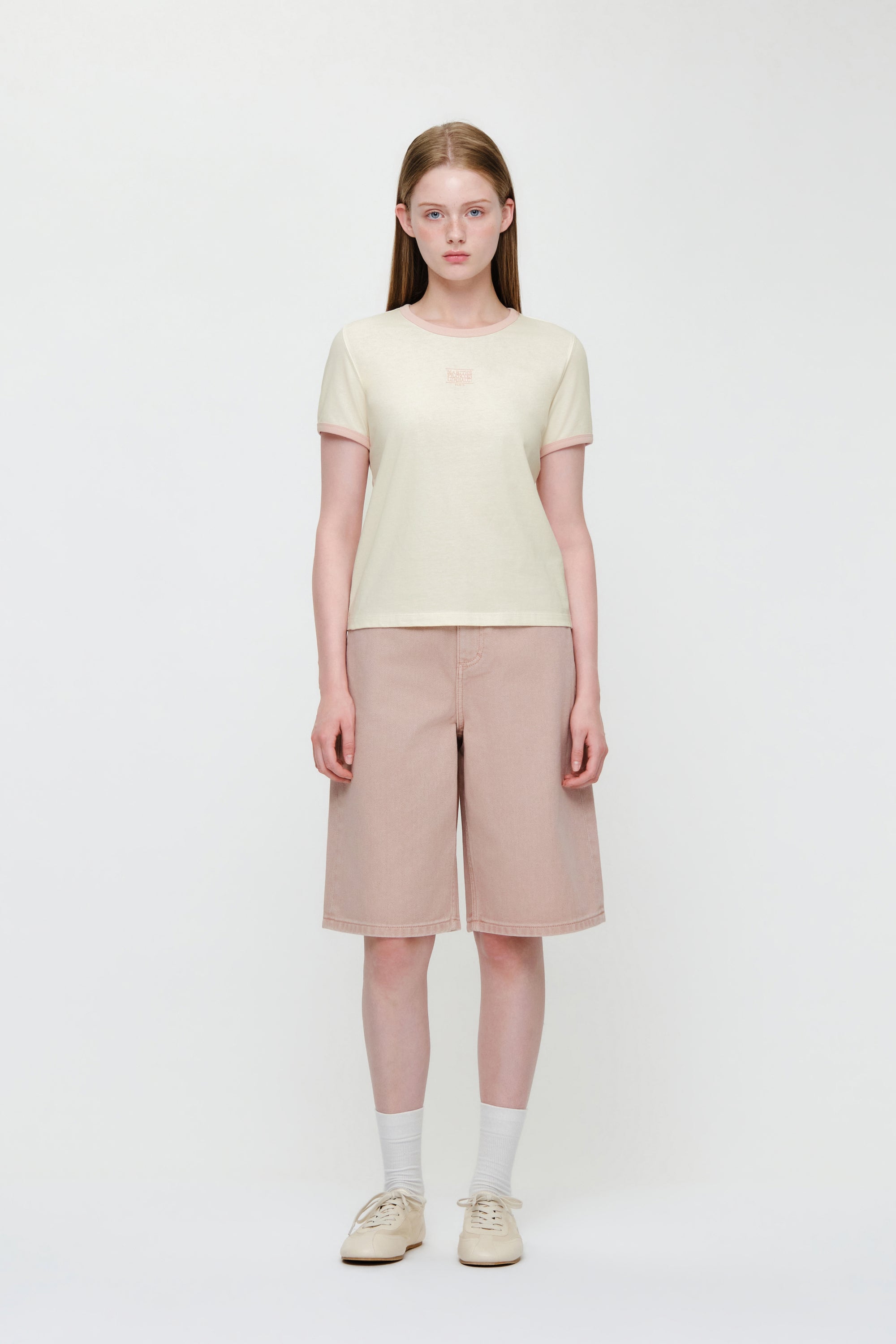 W Classic Logo Ringer Tee Ivory