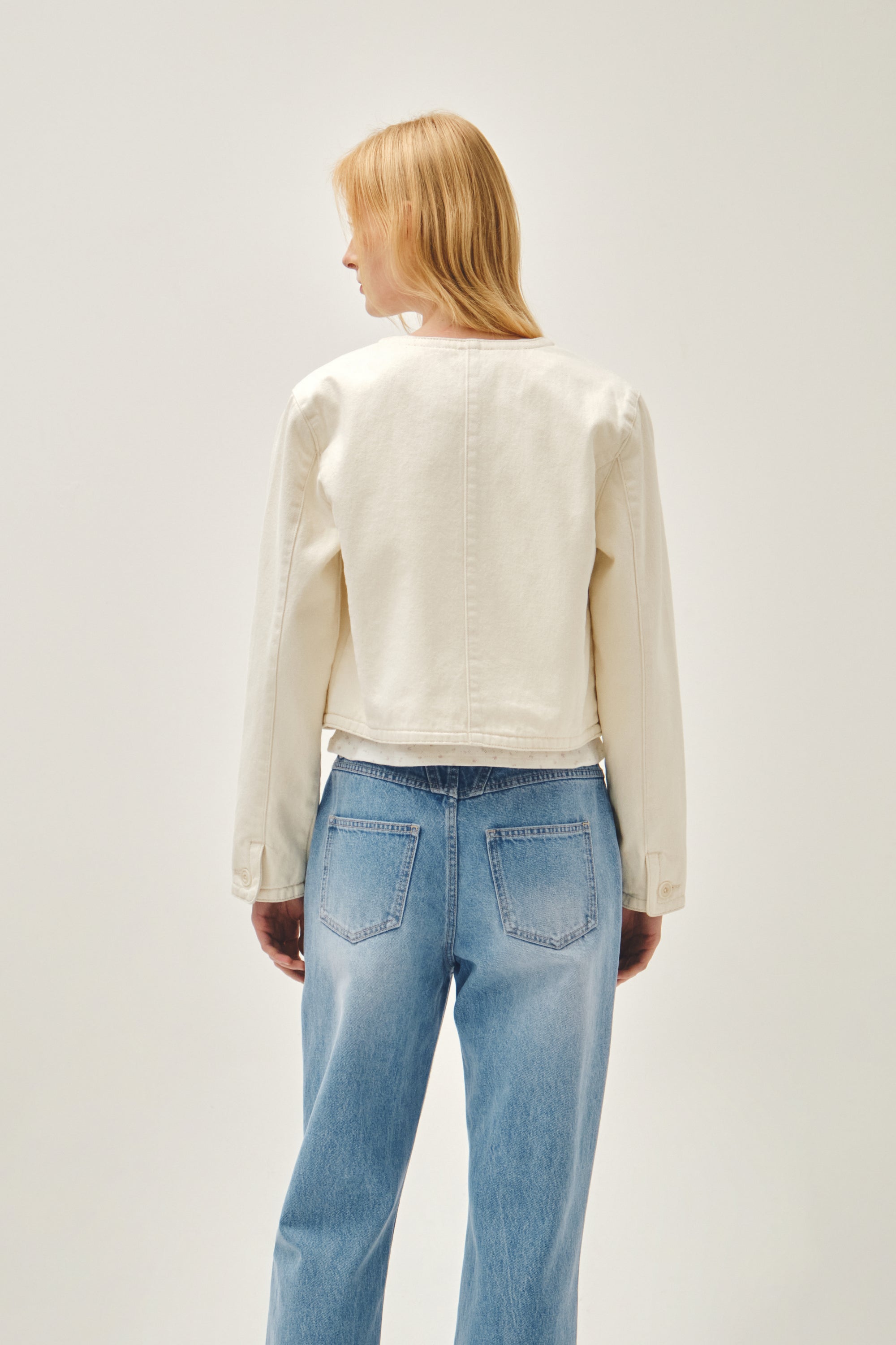 W Round Neck Denim Jacket Ecru