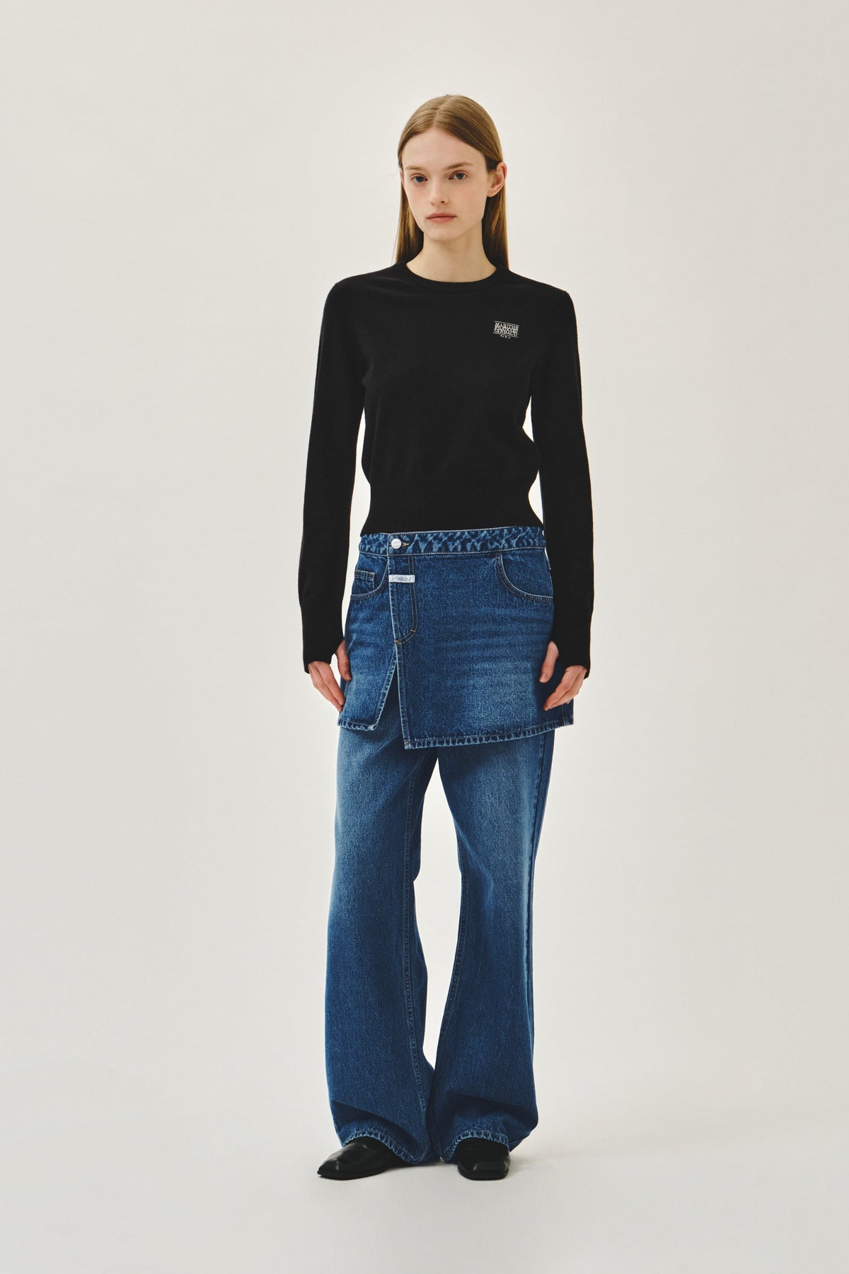 W Classic Logo Crop Hoodie Zipup Black