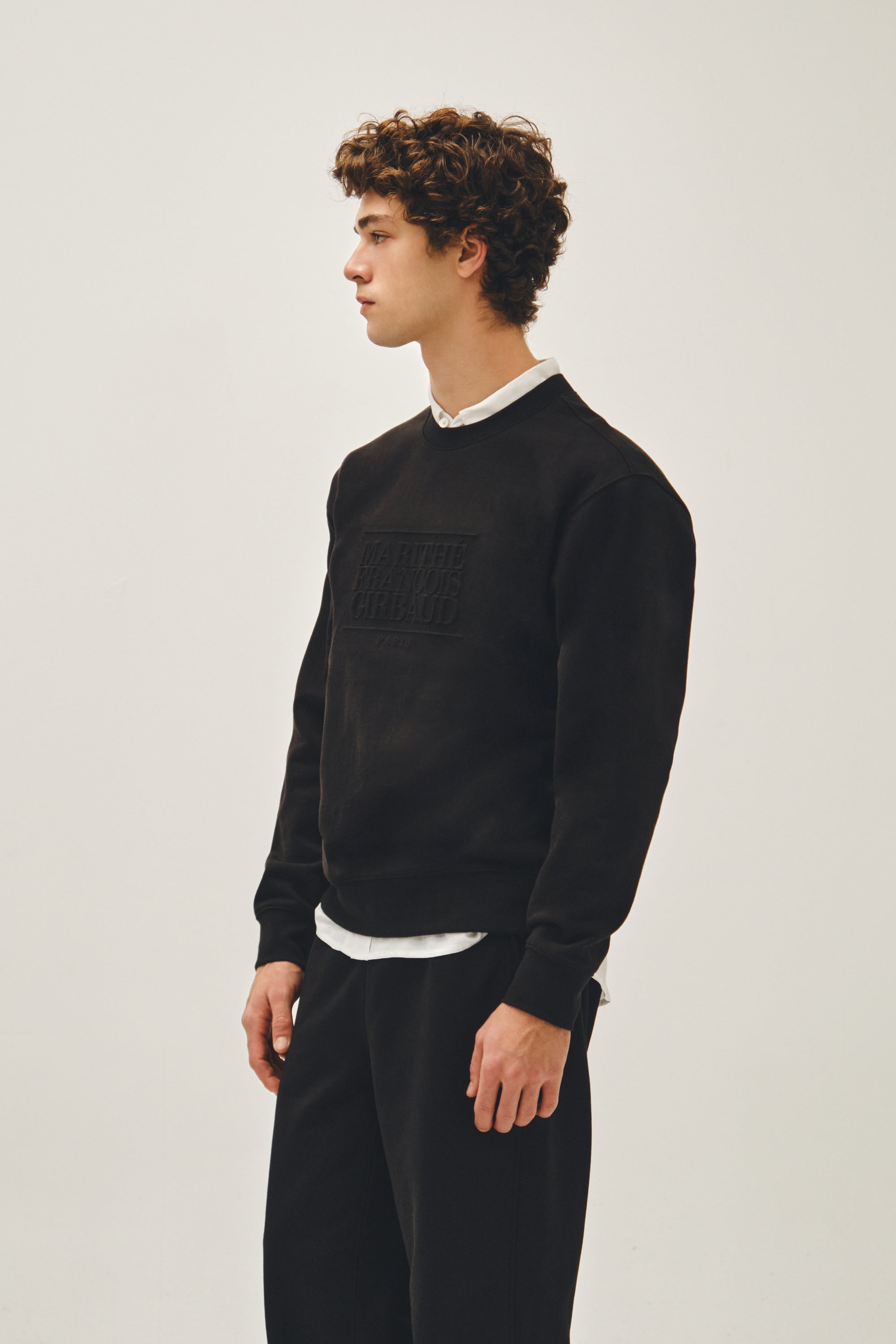 Embo Classic Logo Sweatshirt Black