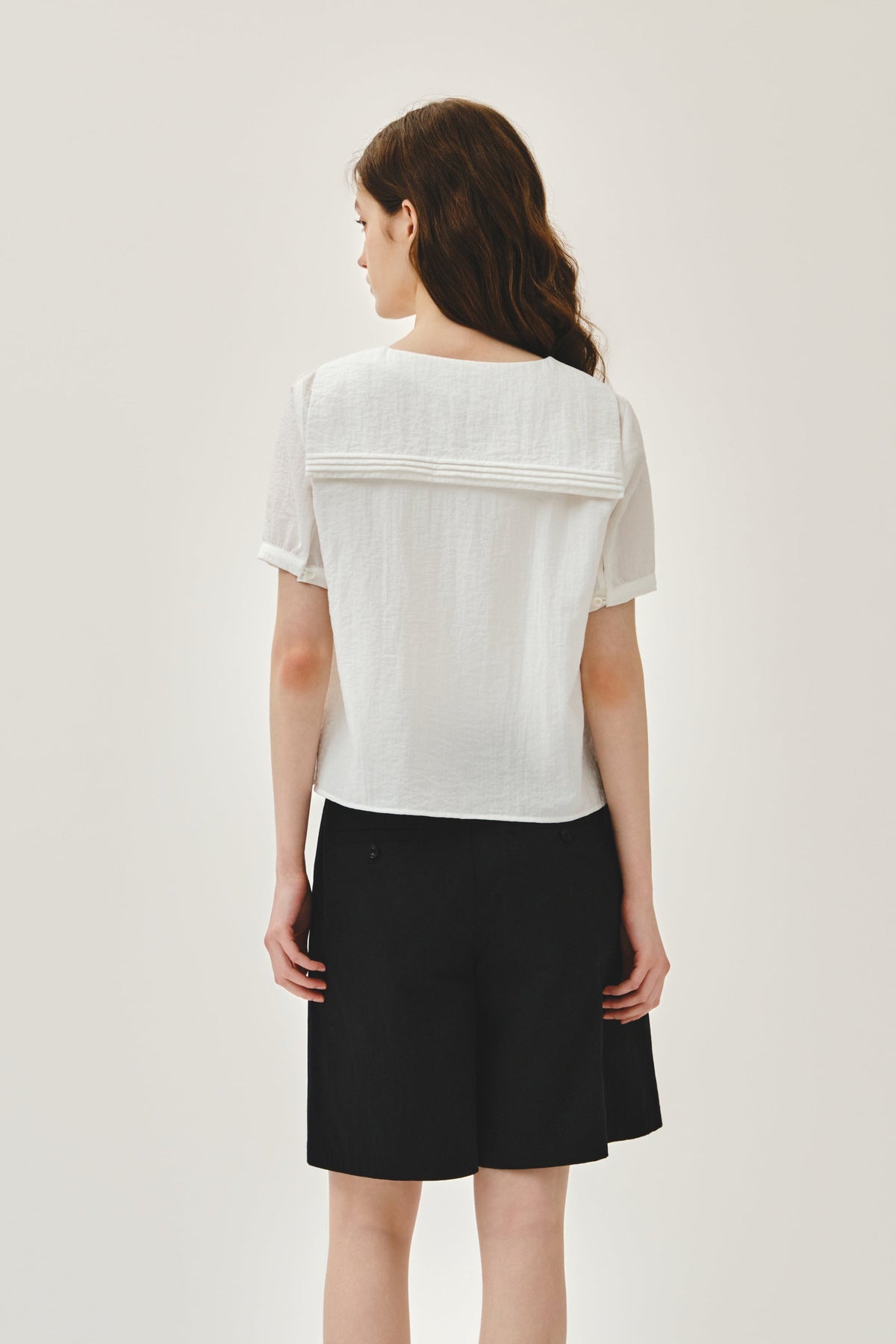W Pin Tuck Sailor Half Sleeve Shirt White
