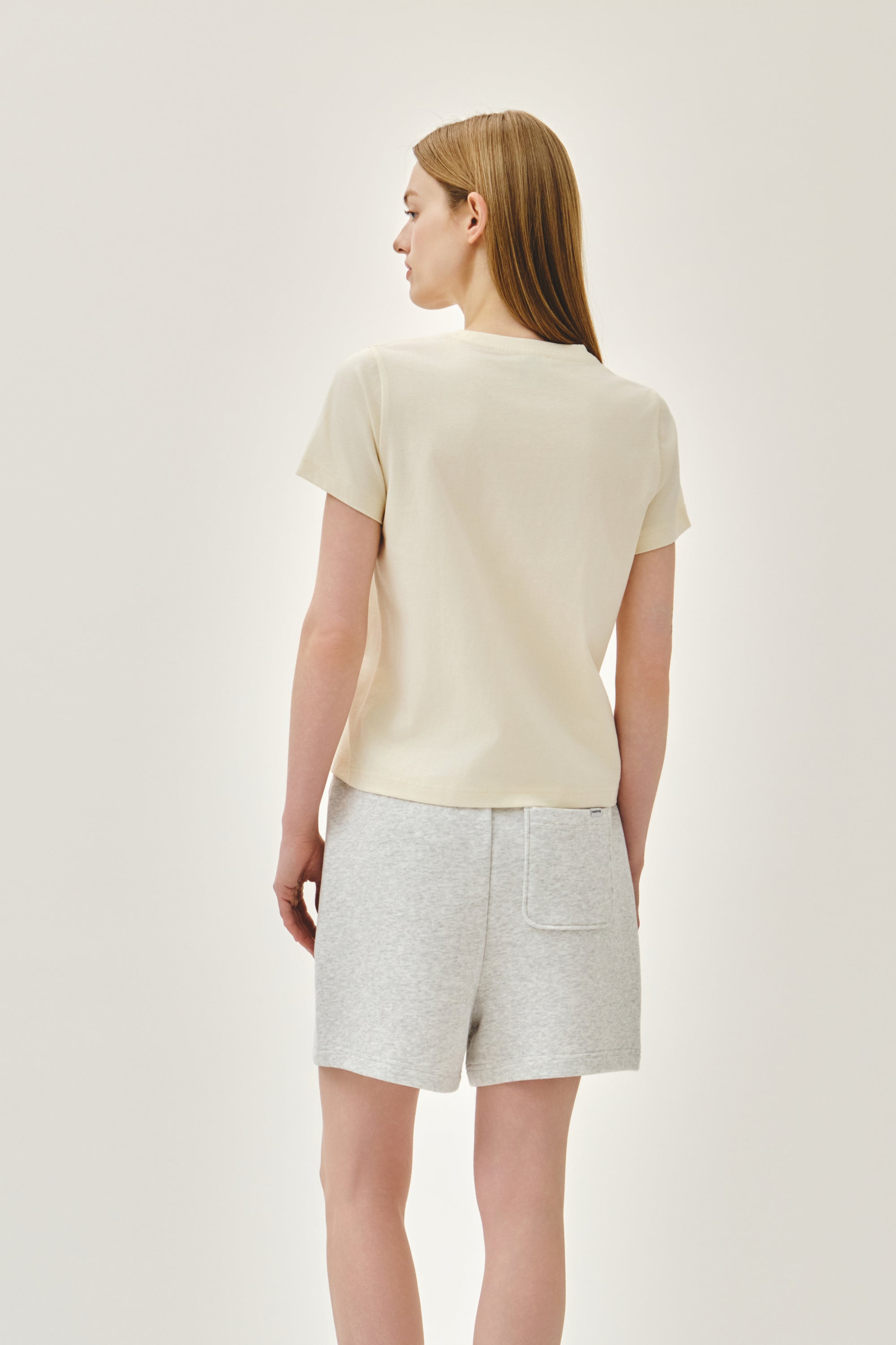 W Small Regular Logo Tee Cream
