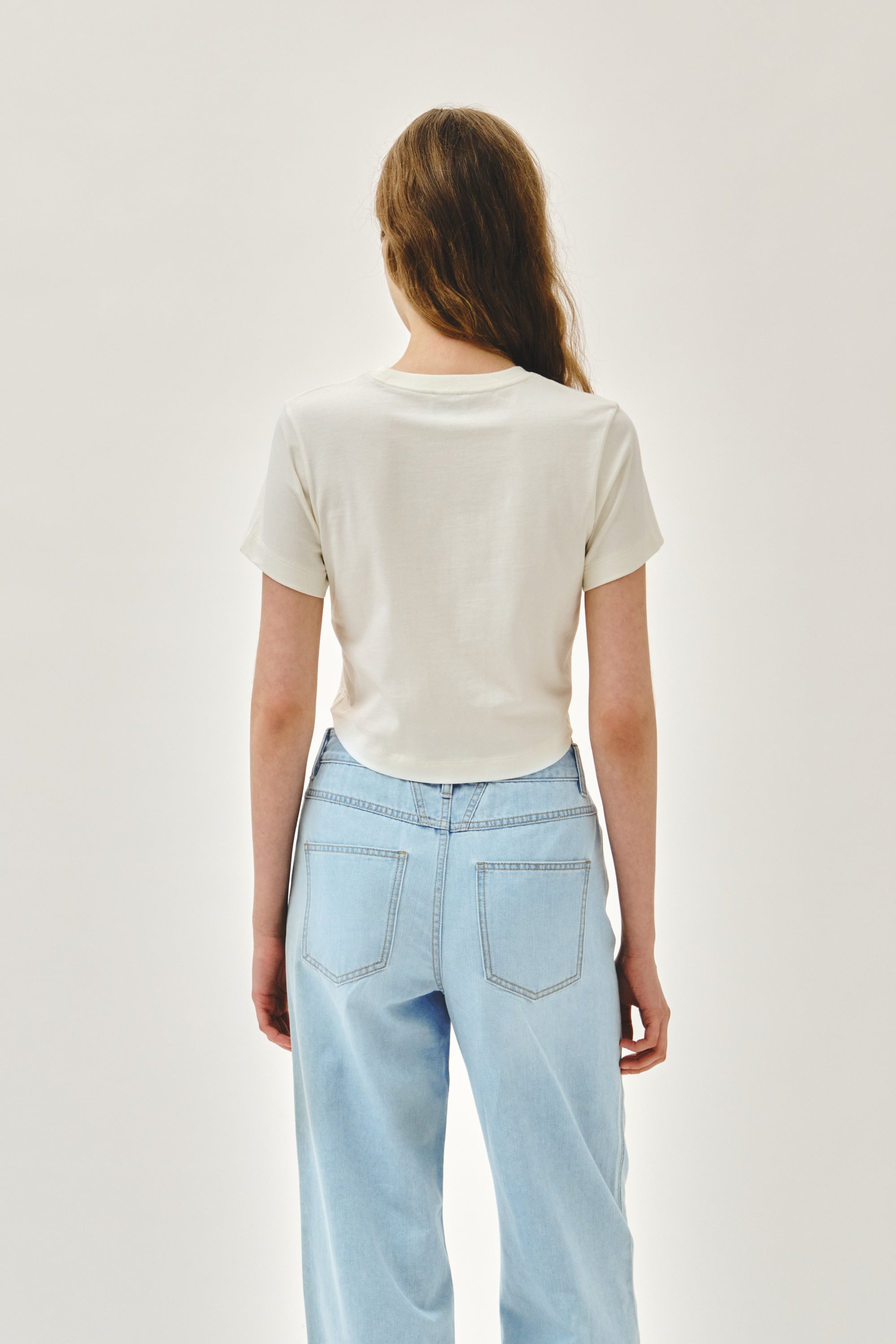W Silver Lettering Crop Tee Ivory