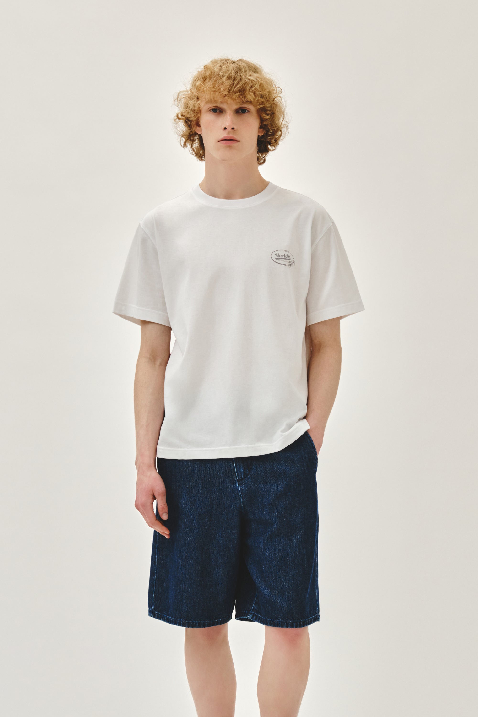 Vintage Logo Typo Tee White