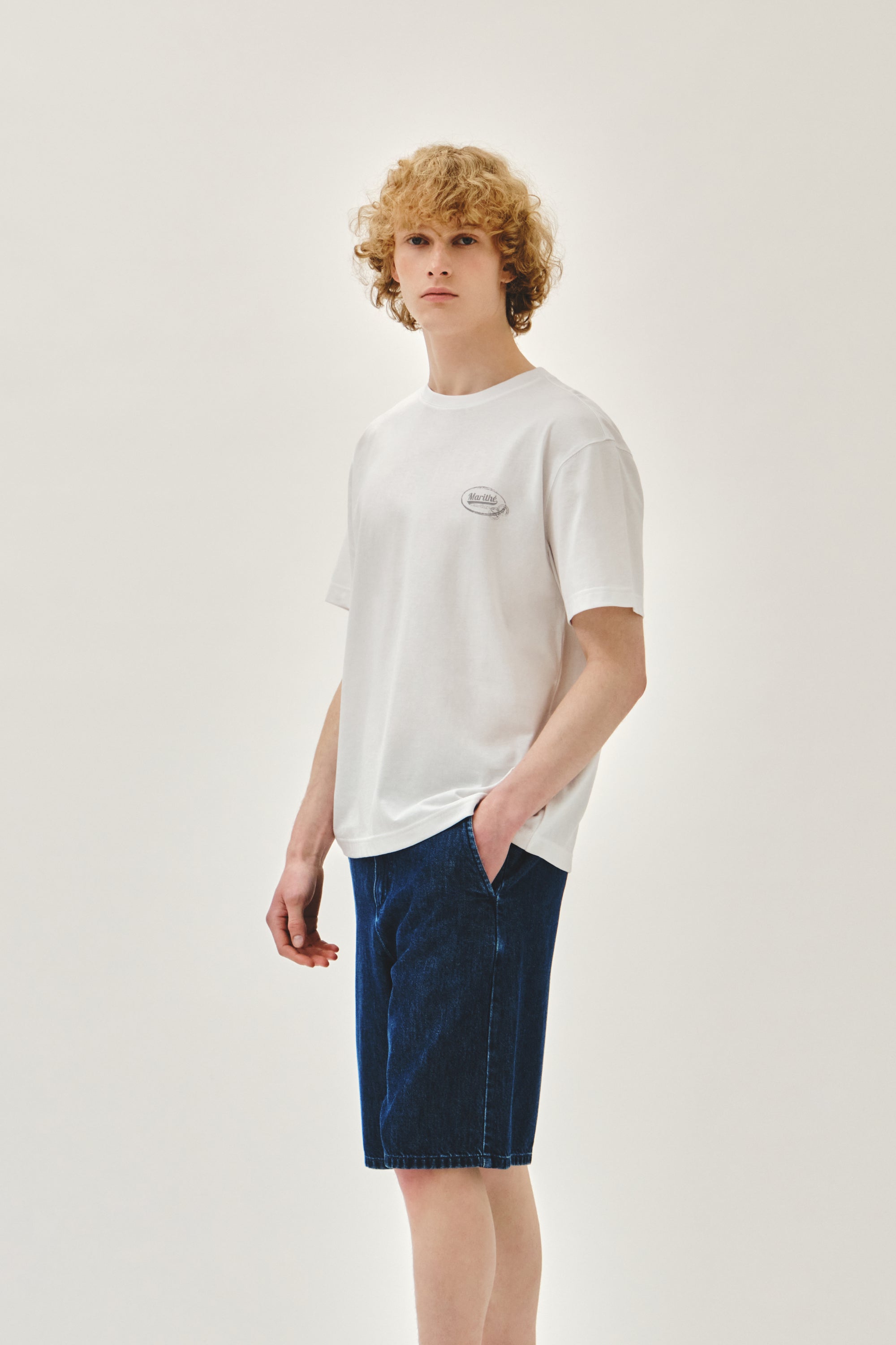 Vintage Logo Typo Tee White
