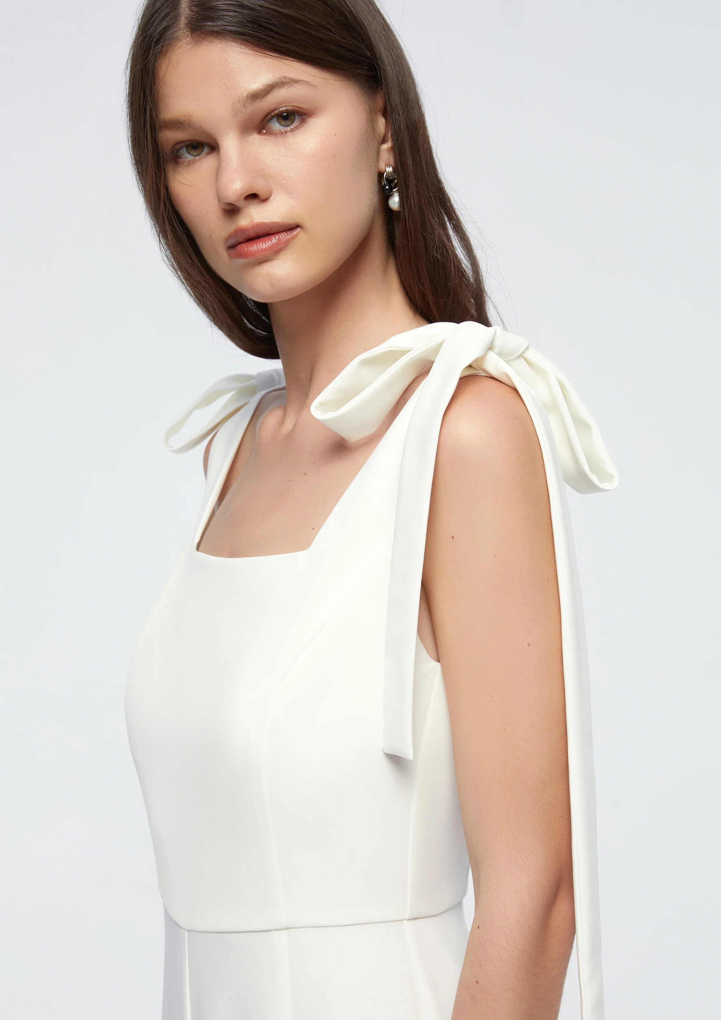 จัมพ์สูทสายเชือกผูกโบ