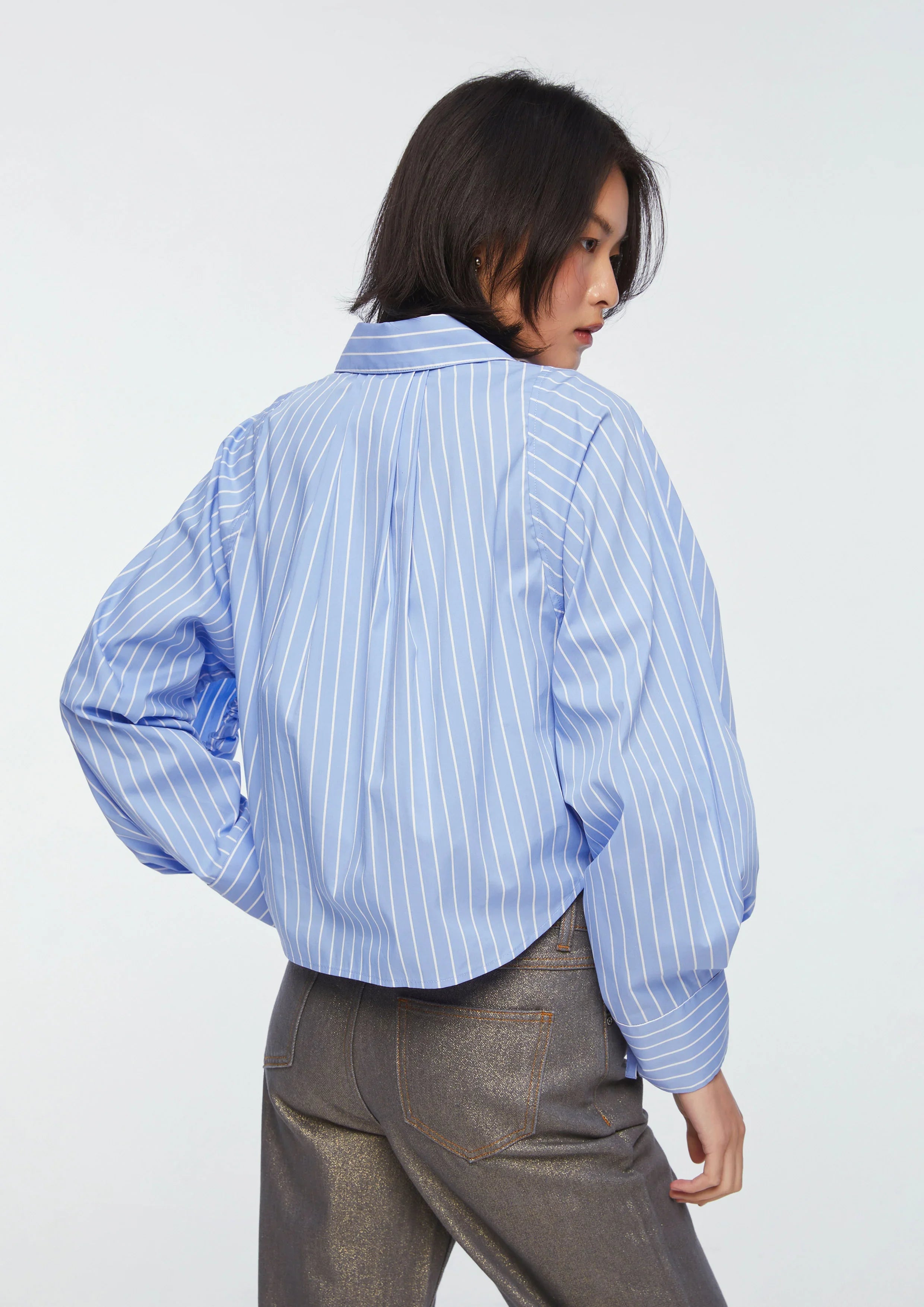 เสื้อเชิ้ต แขนยาว ลายทาง ปลายบาน
