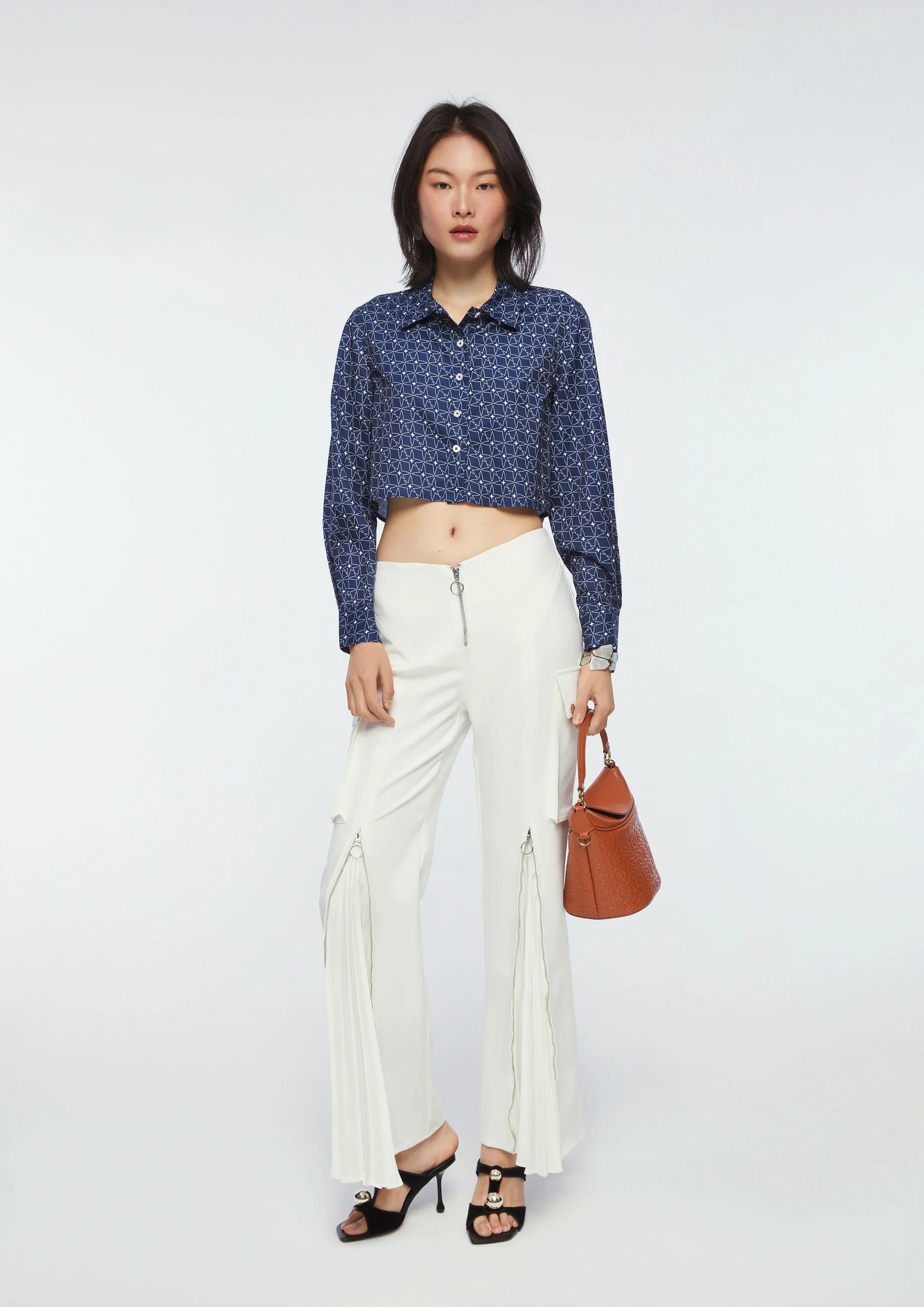 Quinn Star Long Sleeve Crop Shirt