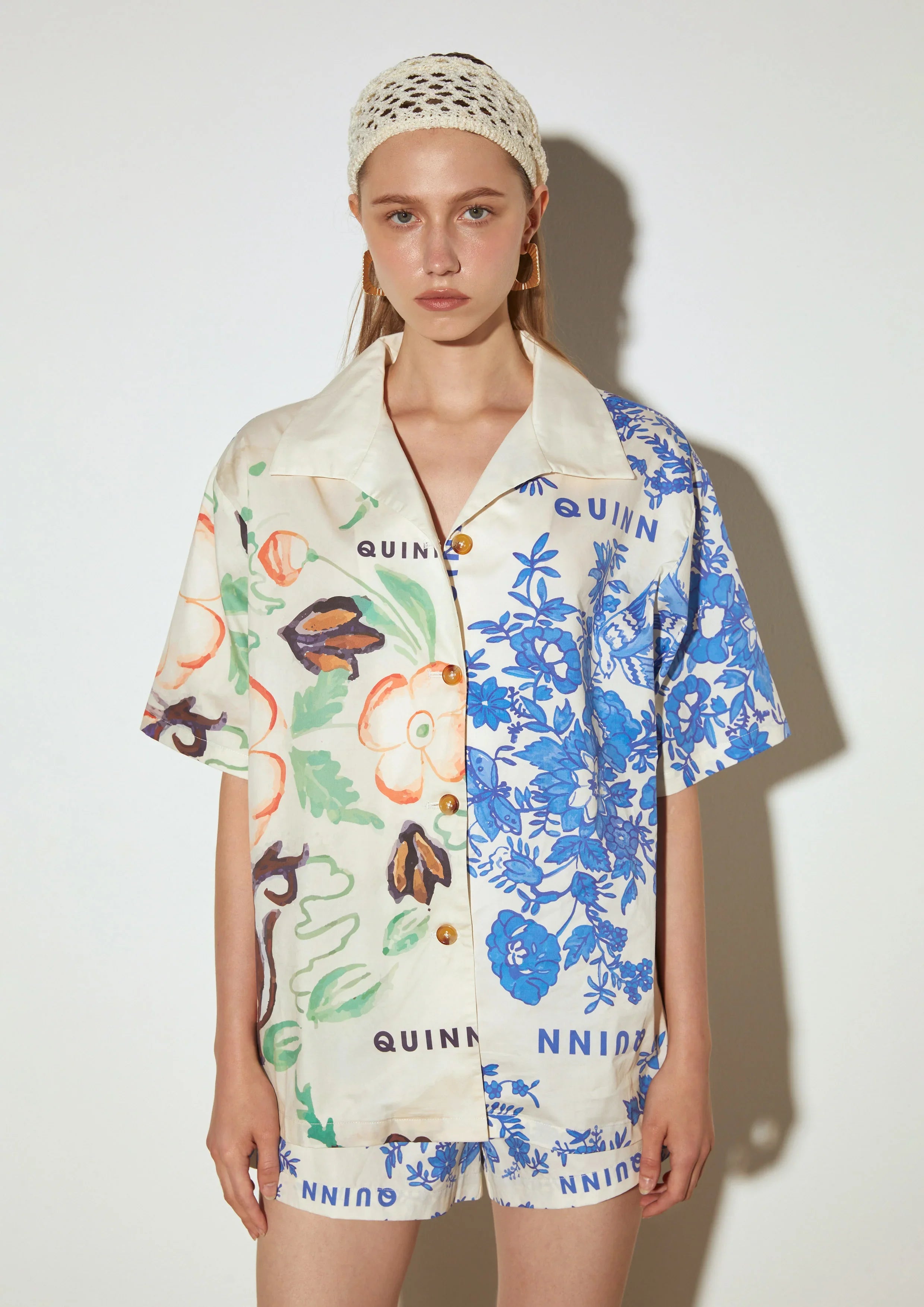 เสื้อเชิ้ตแขนสั้น ลายดอกไม้