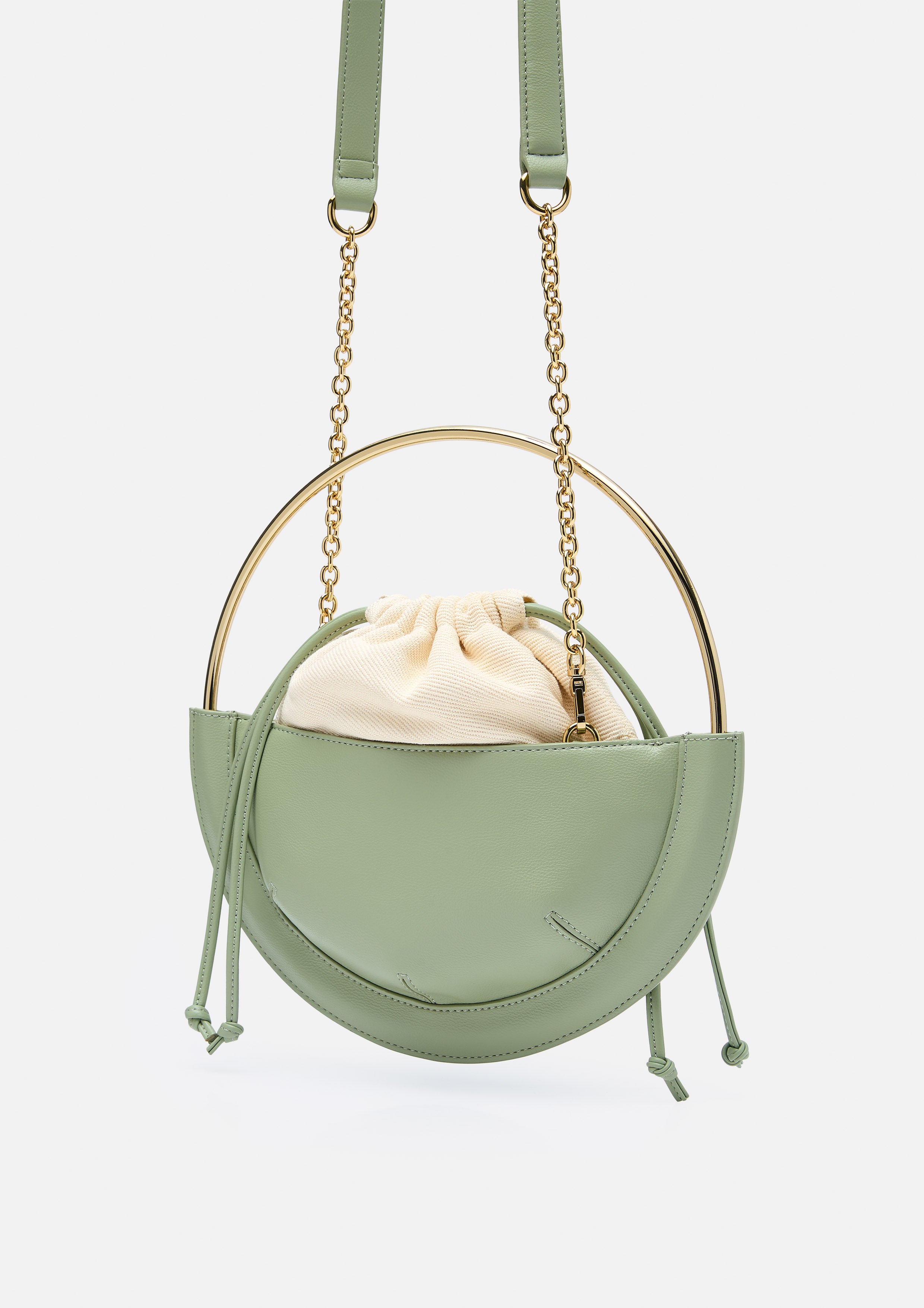 กระเป๋าสะพายข้าง Q Ovallie O Ring