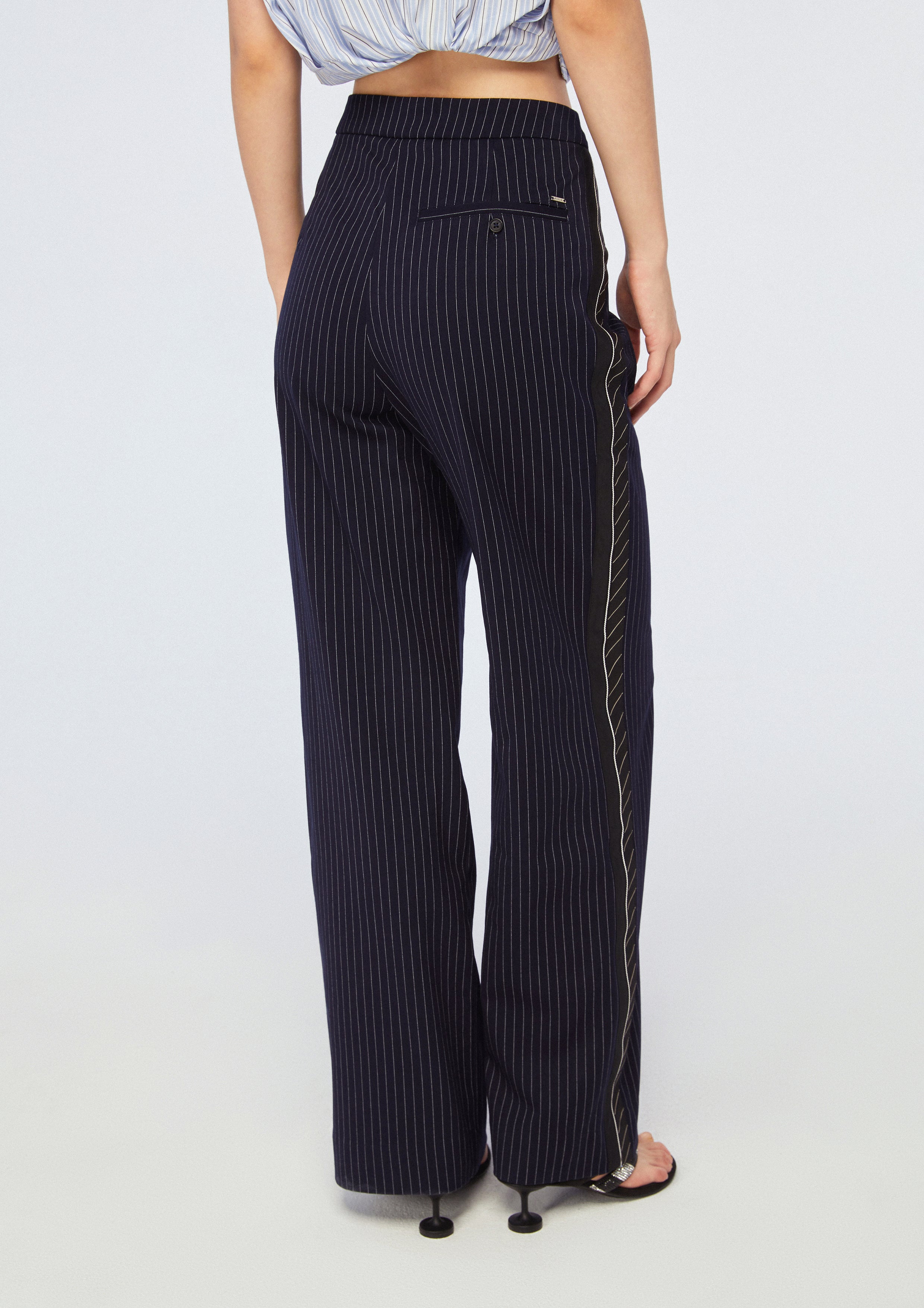 กางเกงขายาวเอวสูงลายทาง