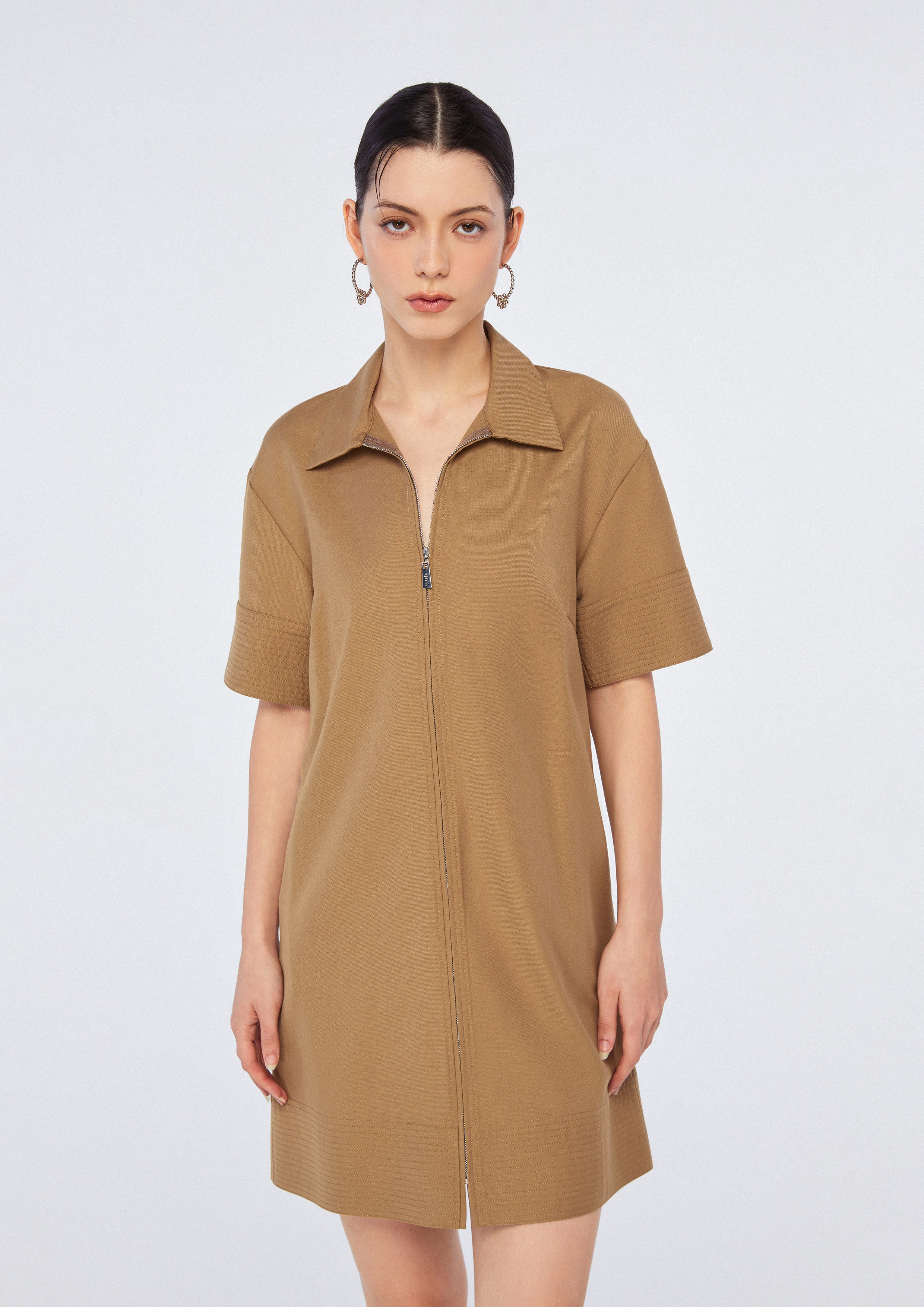 เดรสสั้นแต่งซิป