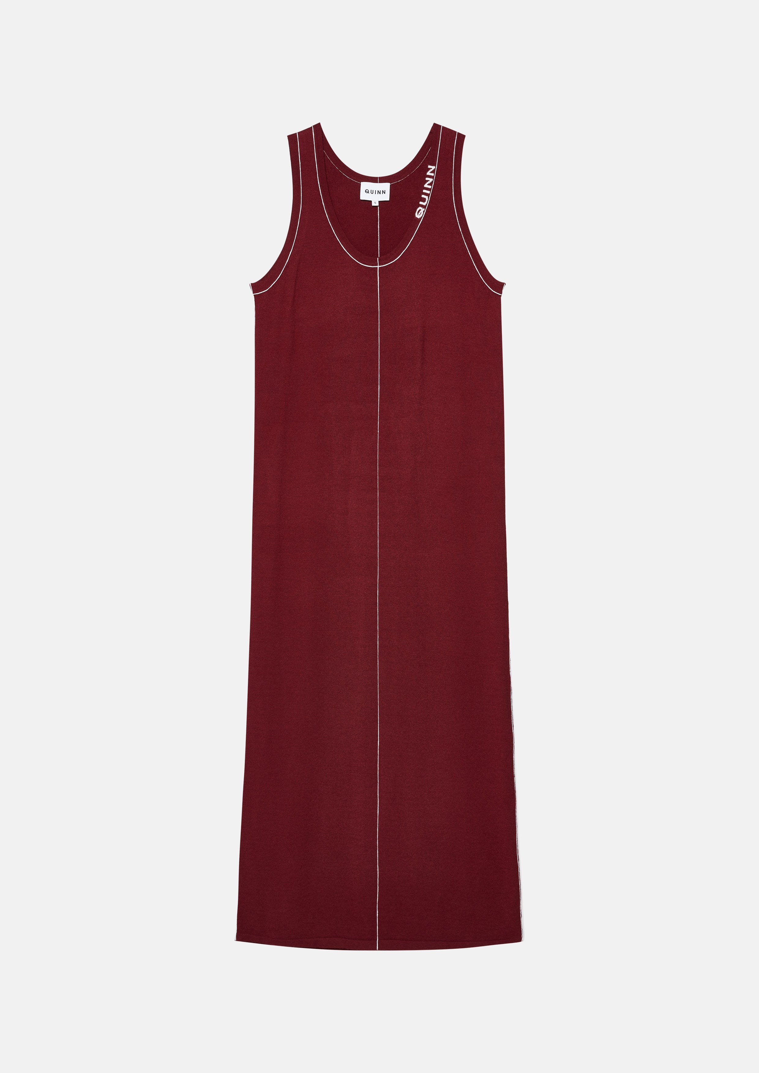 เดรสยาวผ้านิตแต่งโลโก้