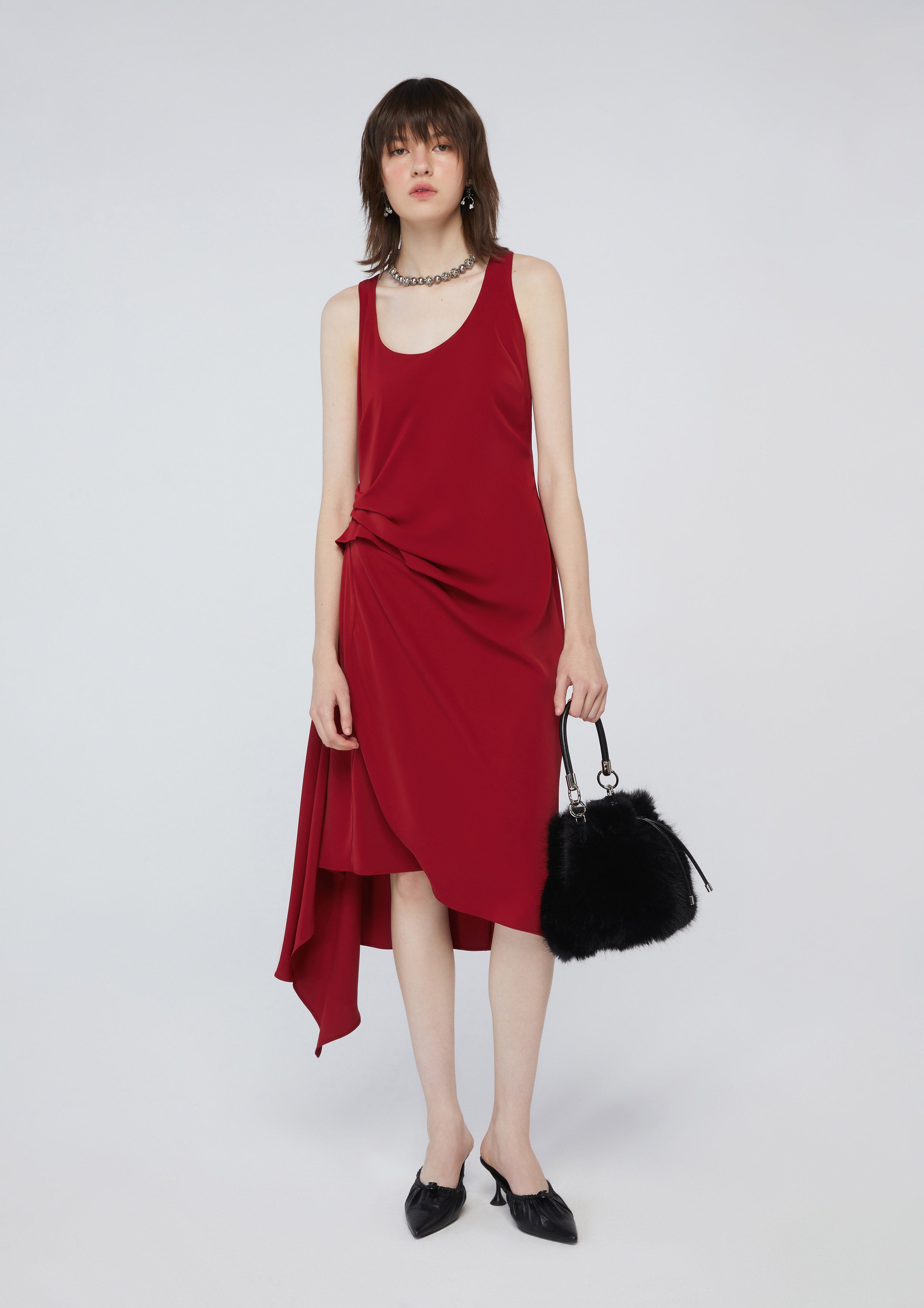 เดรสคลุมเข่าจับย่นด้านข้าง