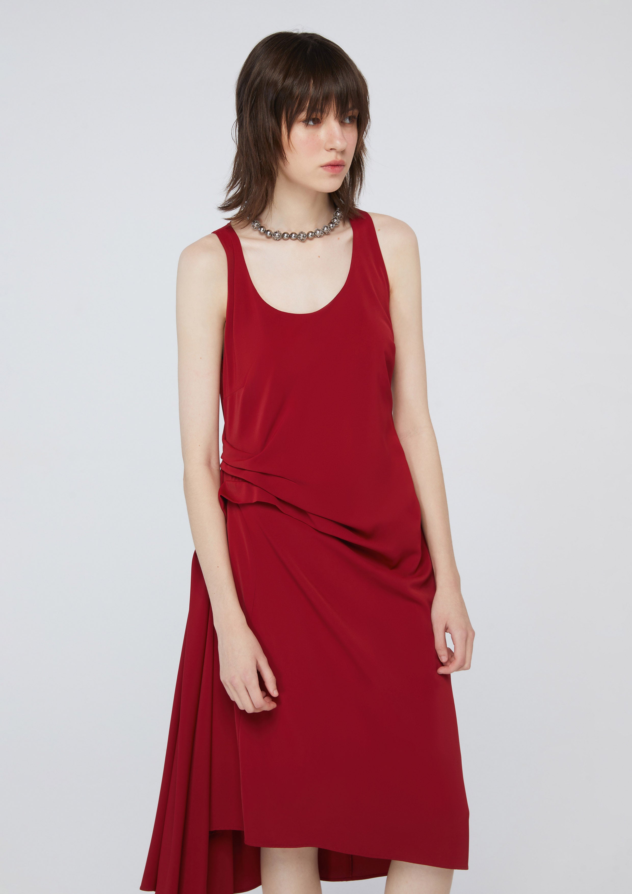 เดรสคลุมเข่าจับย่นด้านข้าง