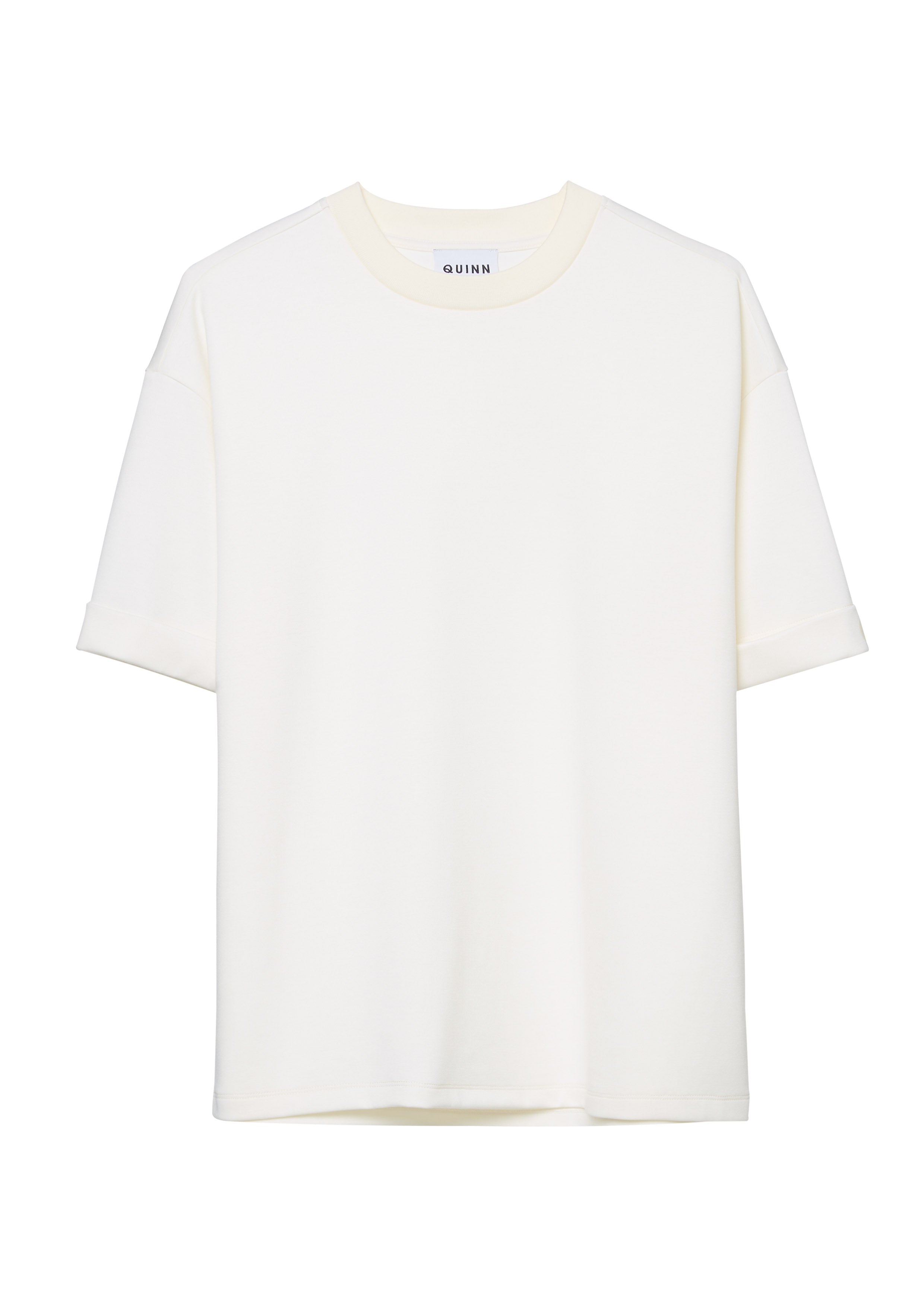 เสื้อยืดแขนสั้นทรงโอเวอร์ไซส์