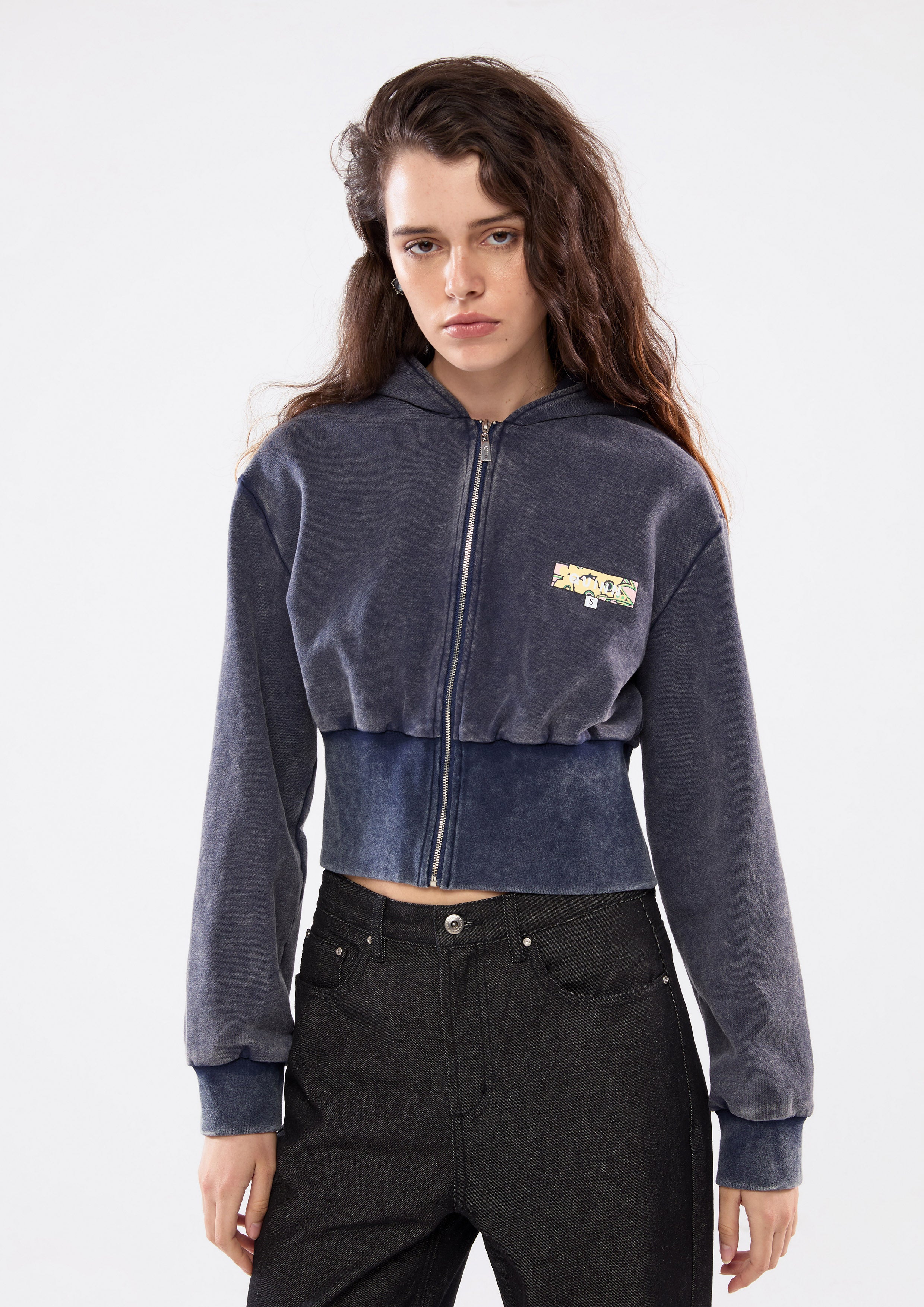 ฮู้ดดี้ครอปปักโลโก้แพทช์