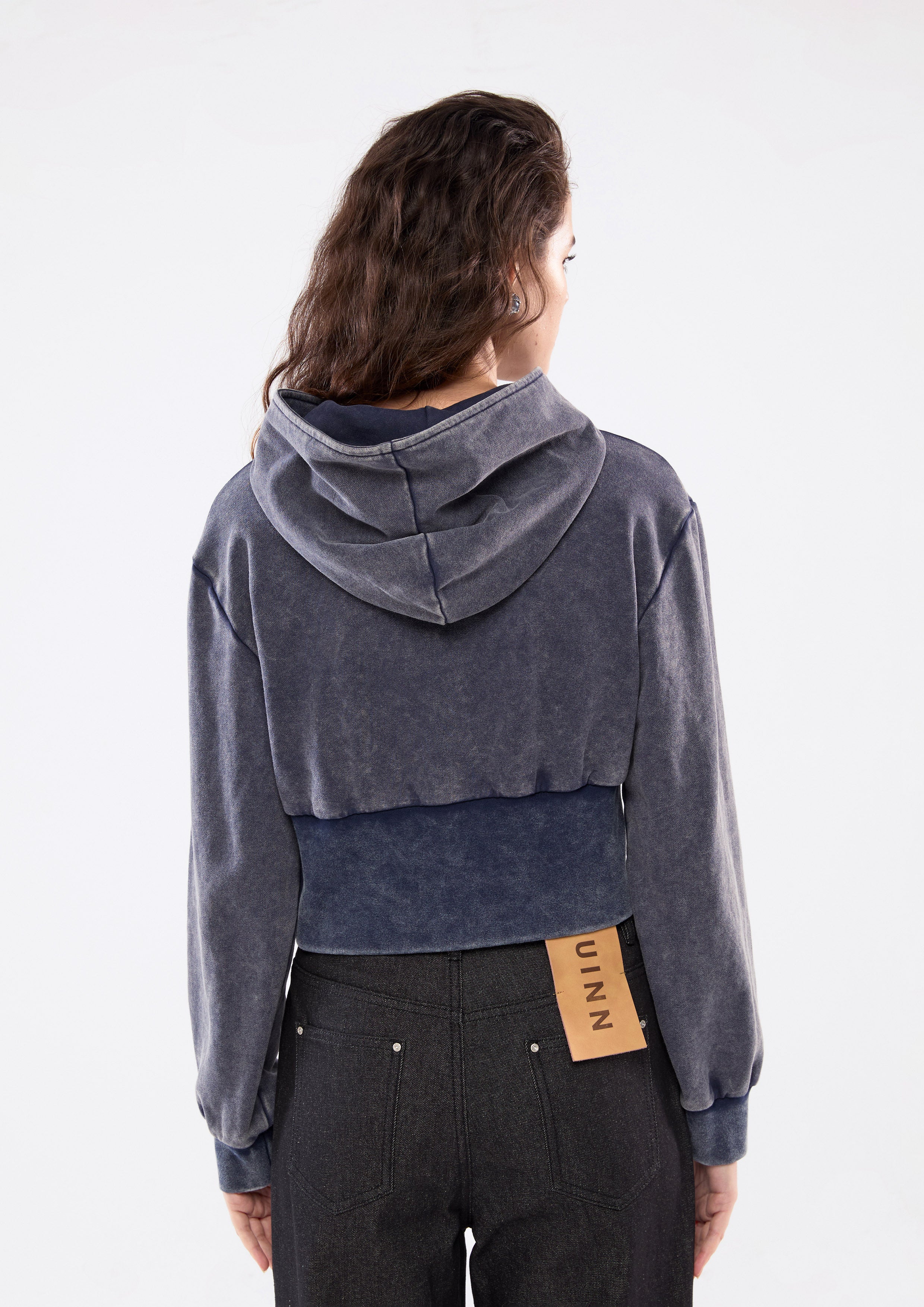 ฮู้ดดี้ครอปปักโลโก้แพทช์