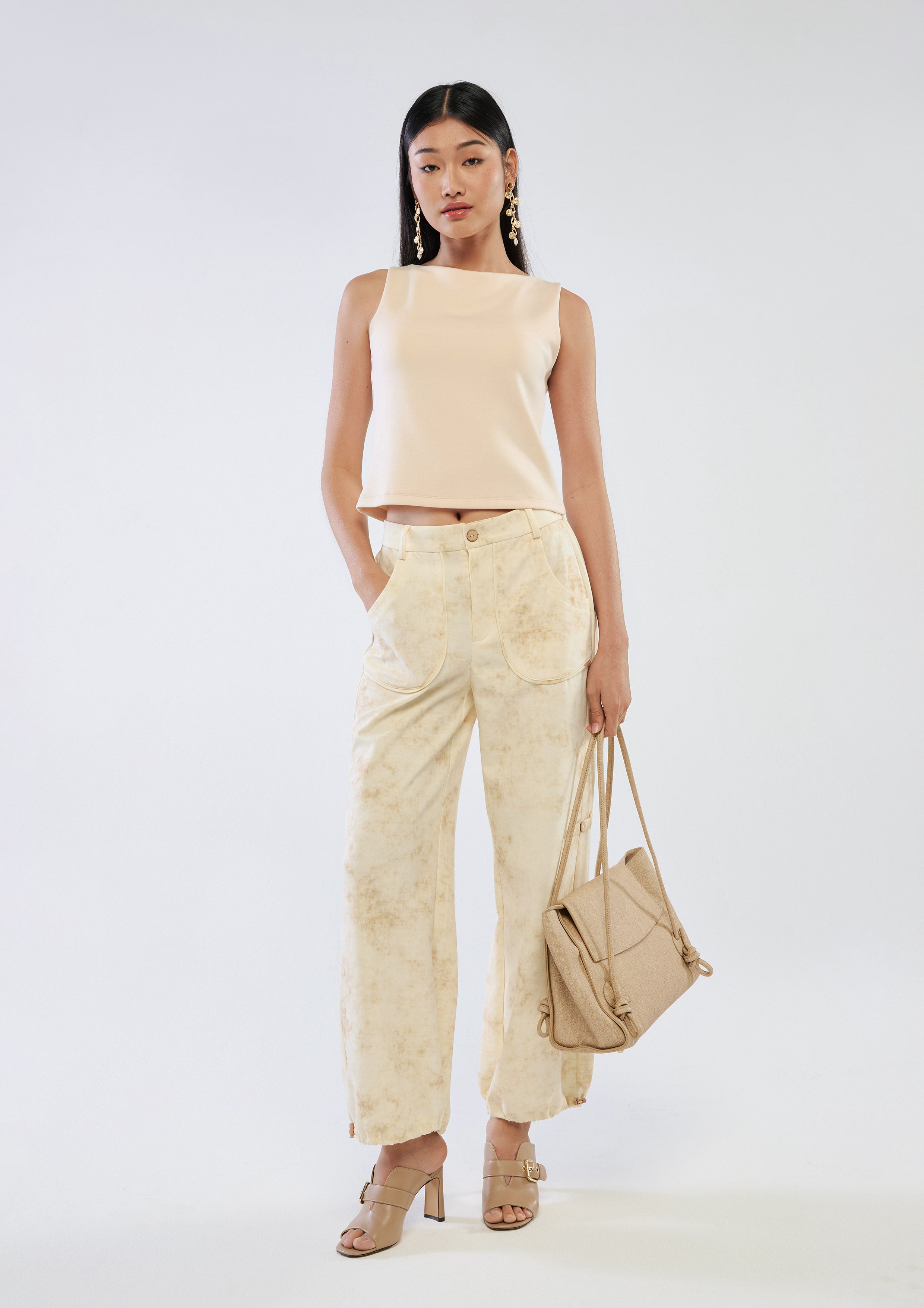 Sleeveless Basic Top