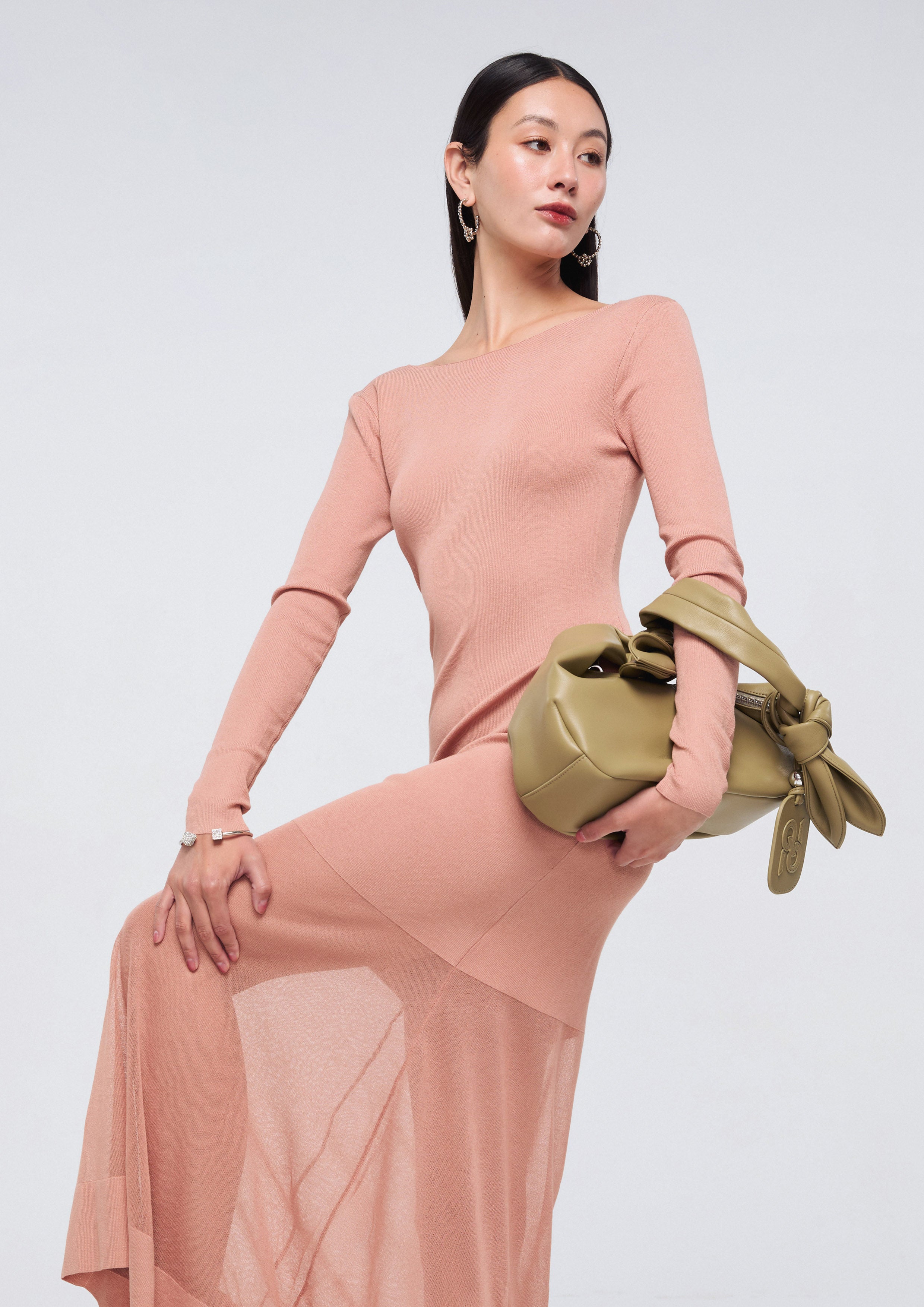 เดรสแขนยาวเลเยอร์ผ้าเชียร์