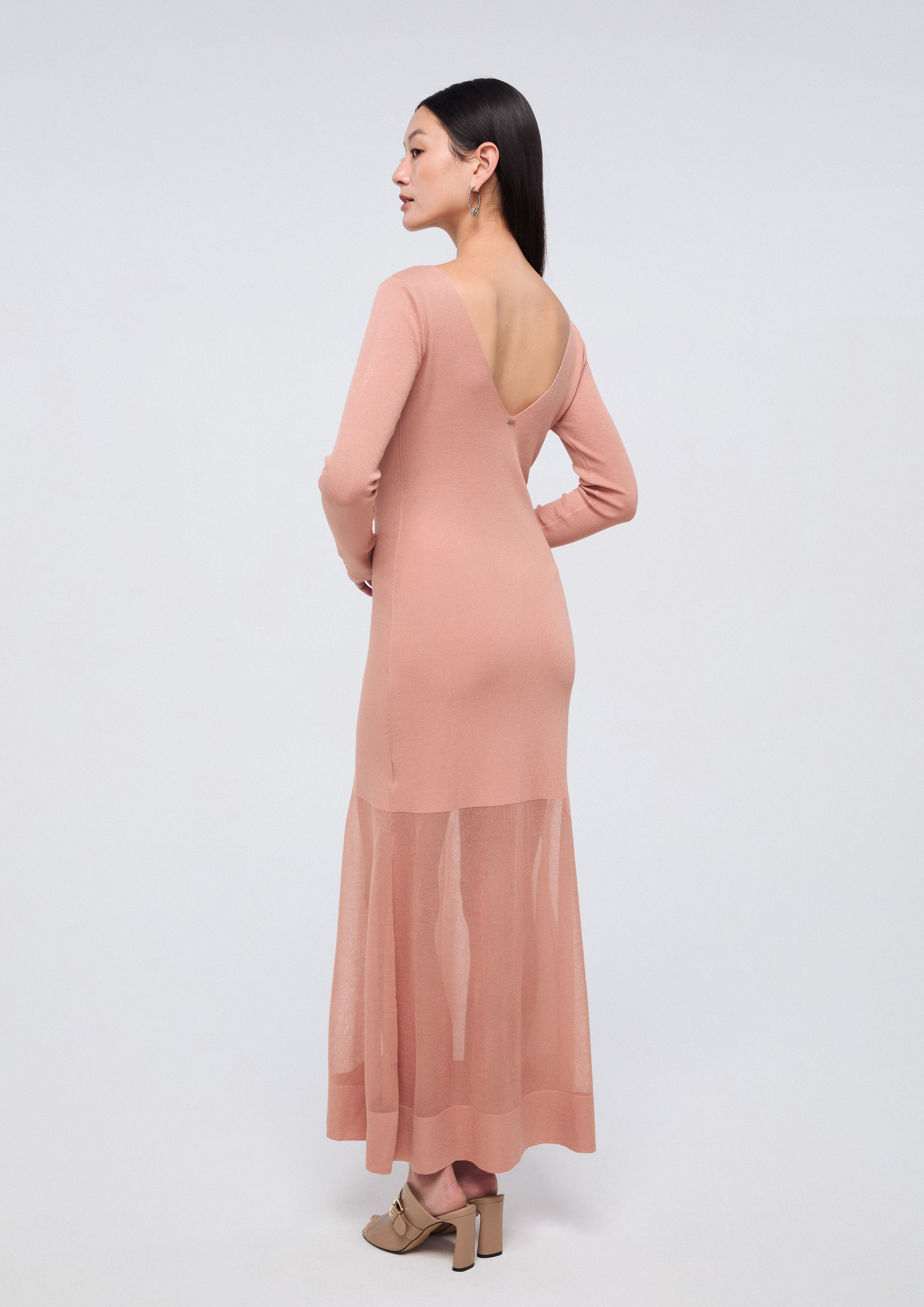 เดรสแขนยาวเลเยอร์ผ้าเชียร์