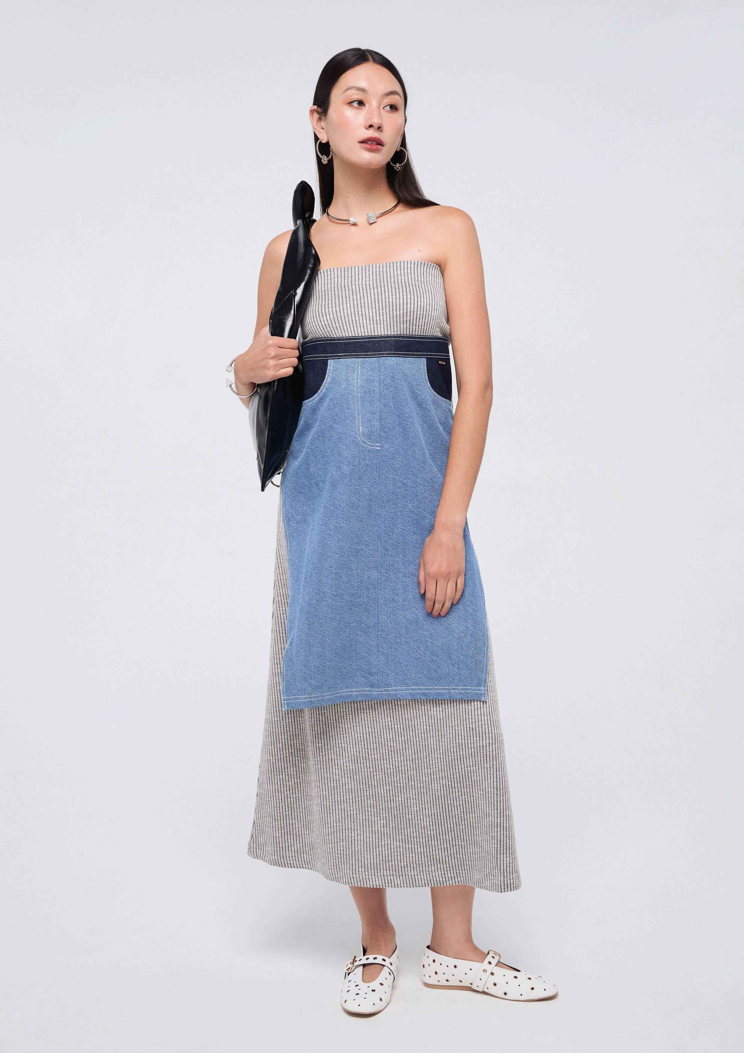 เดรสเกาะอกลายทางพร้อมพาแนลผ้าเดนิม