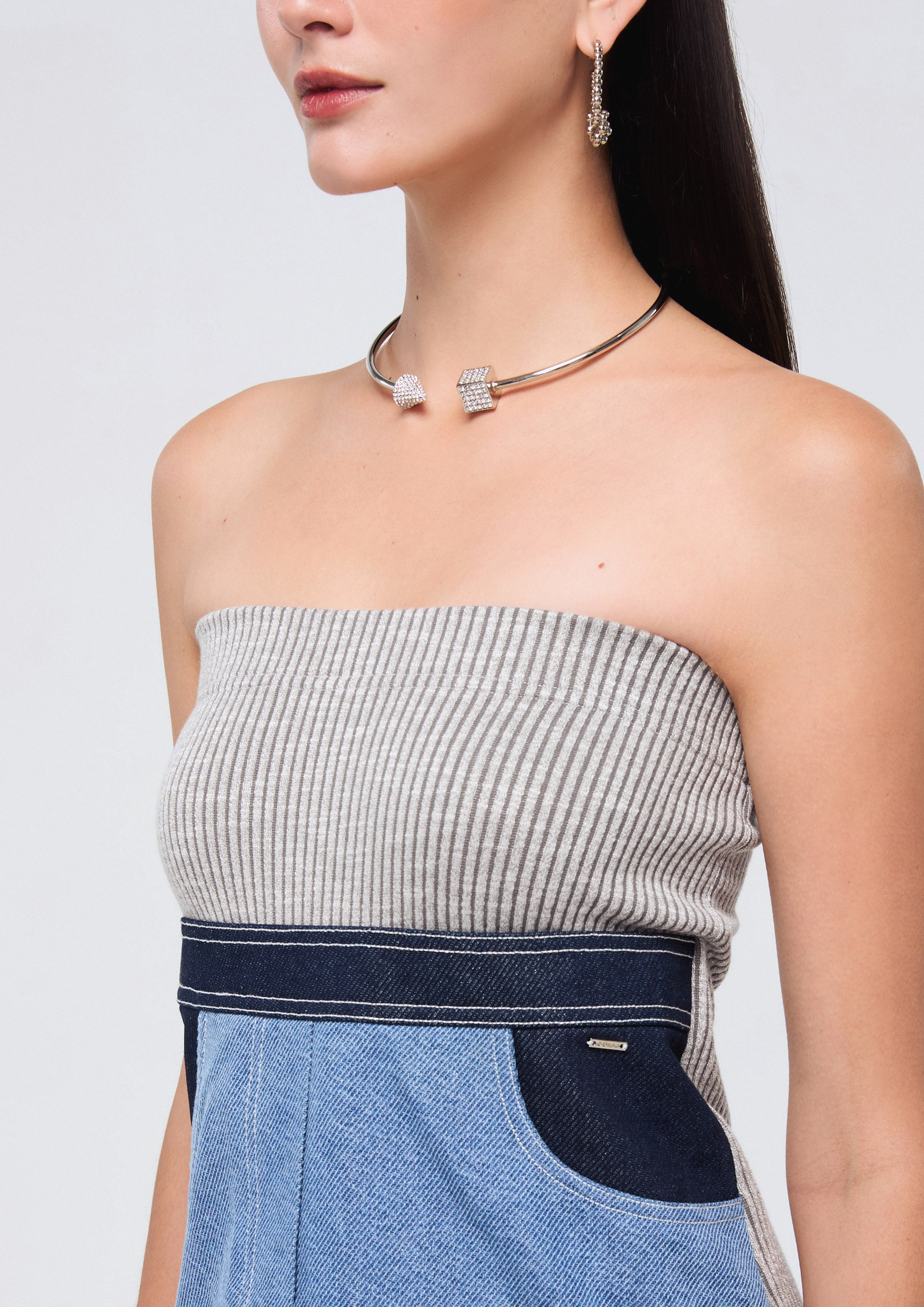 เดรสเกาะอกลายทางพร้อมพาแนลผ้าเดนิม