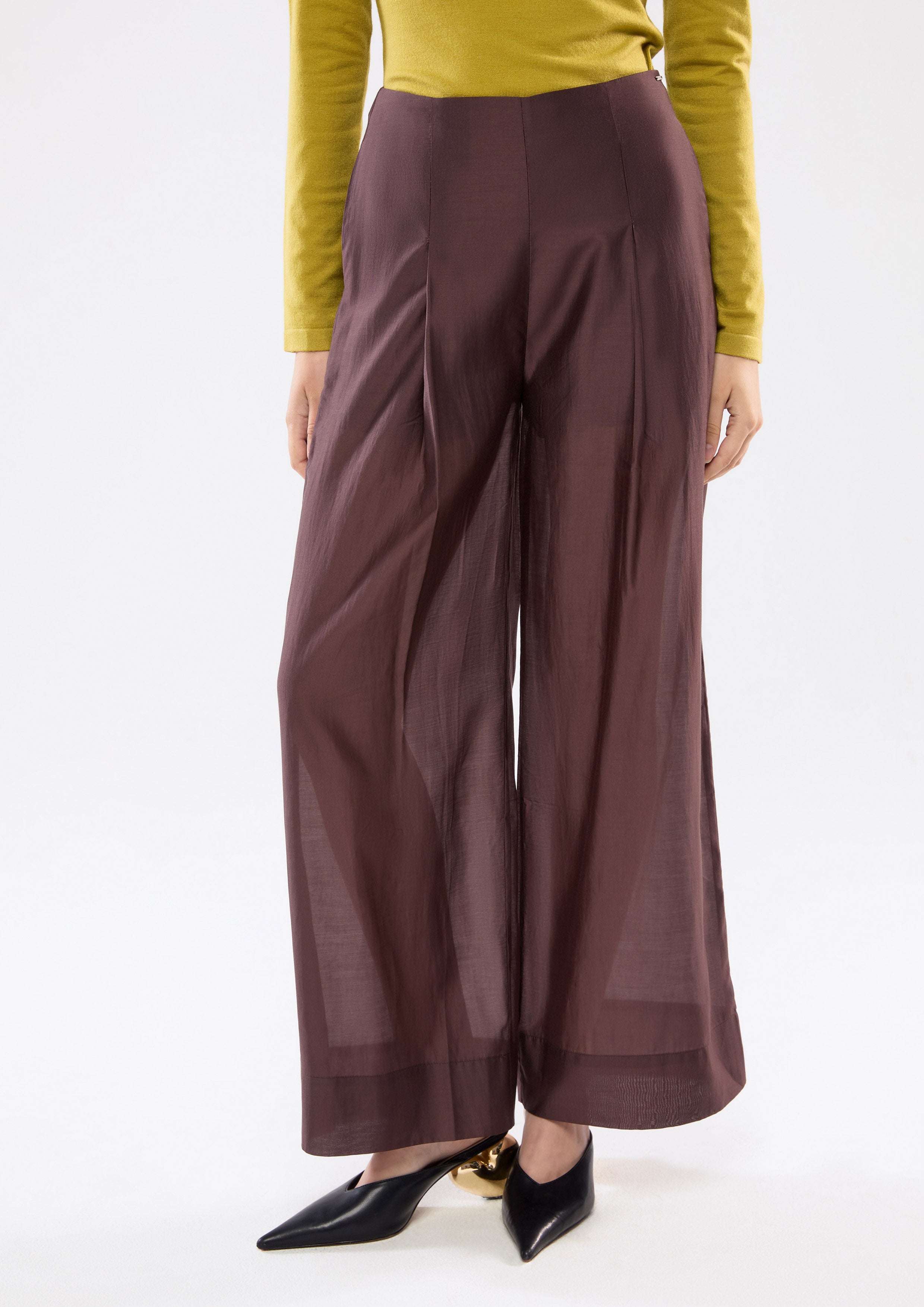 กางเกงขายาวพาแนลเชียร์