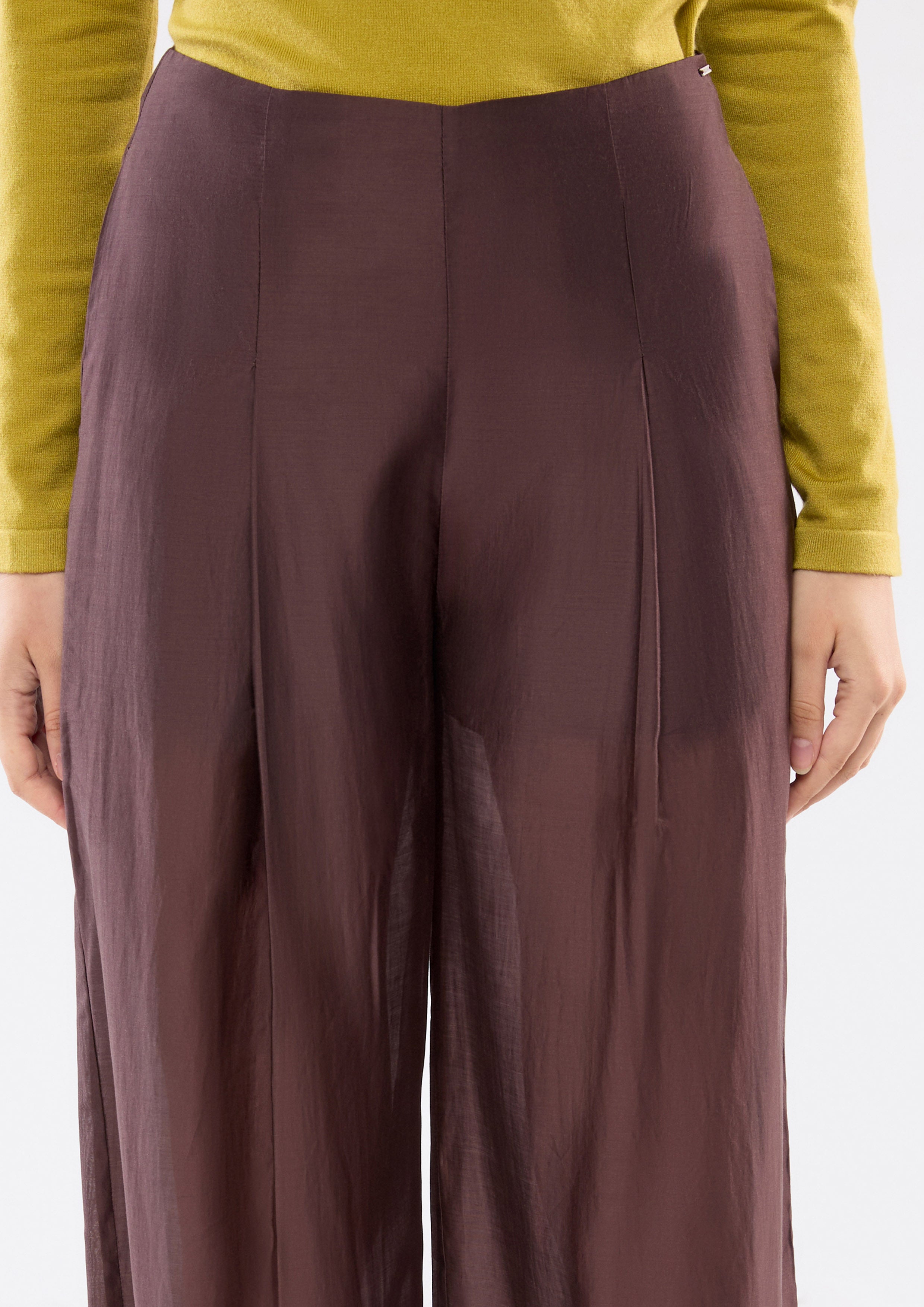 กางเกงขายาวพาแนลเชียร์