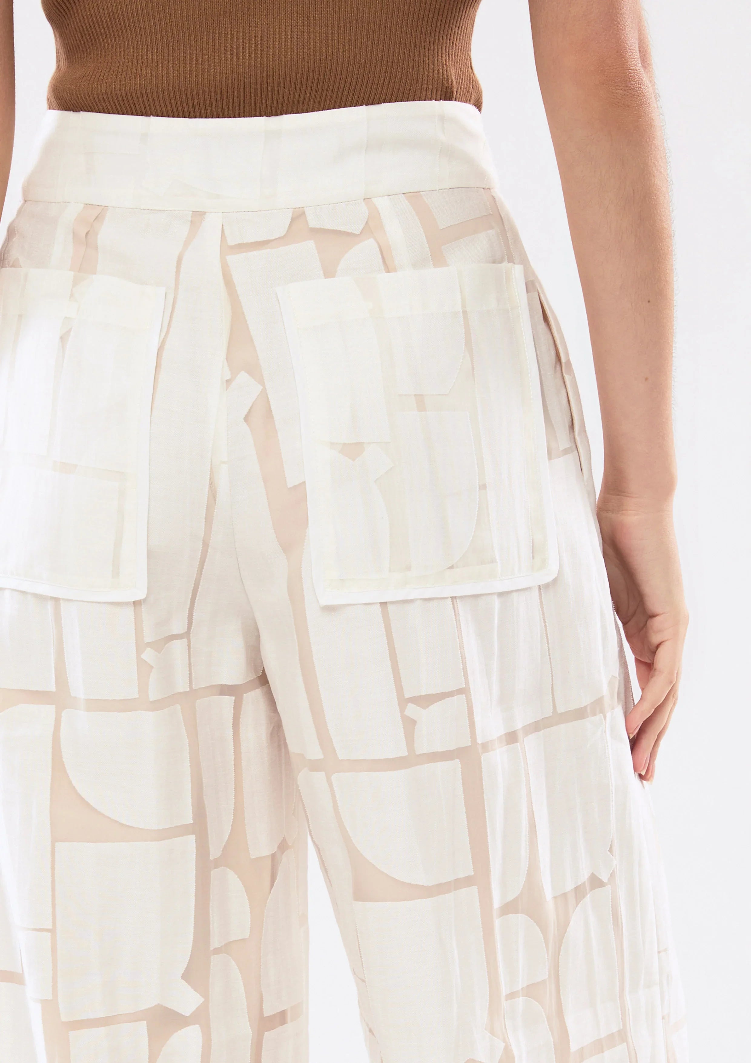 กางเกงขายาวพาแนลผ้าเชียร์