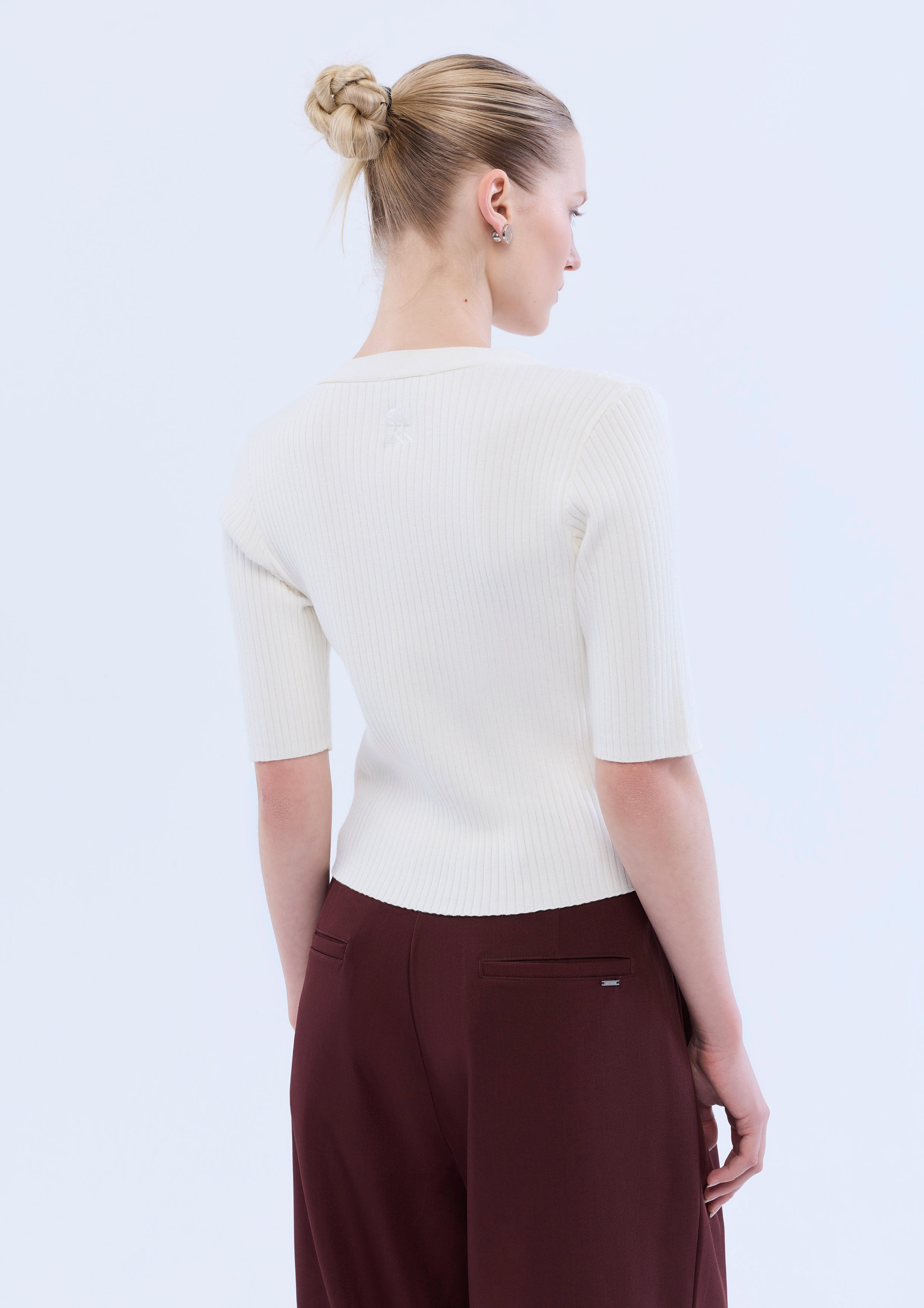 Cut-Out Rib Knitted Top