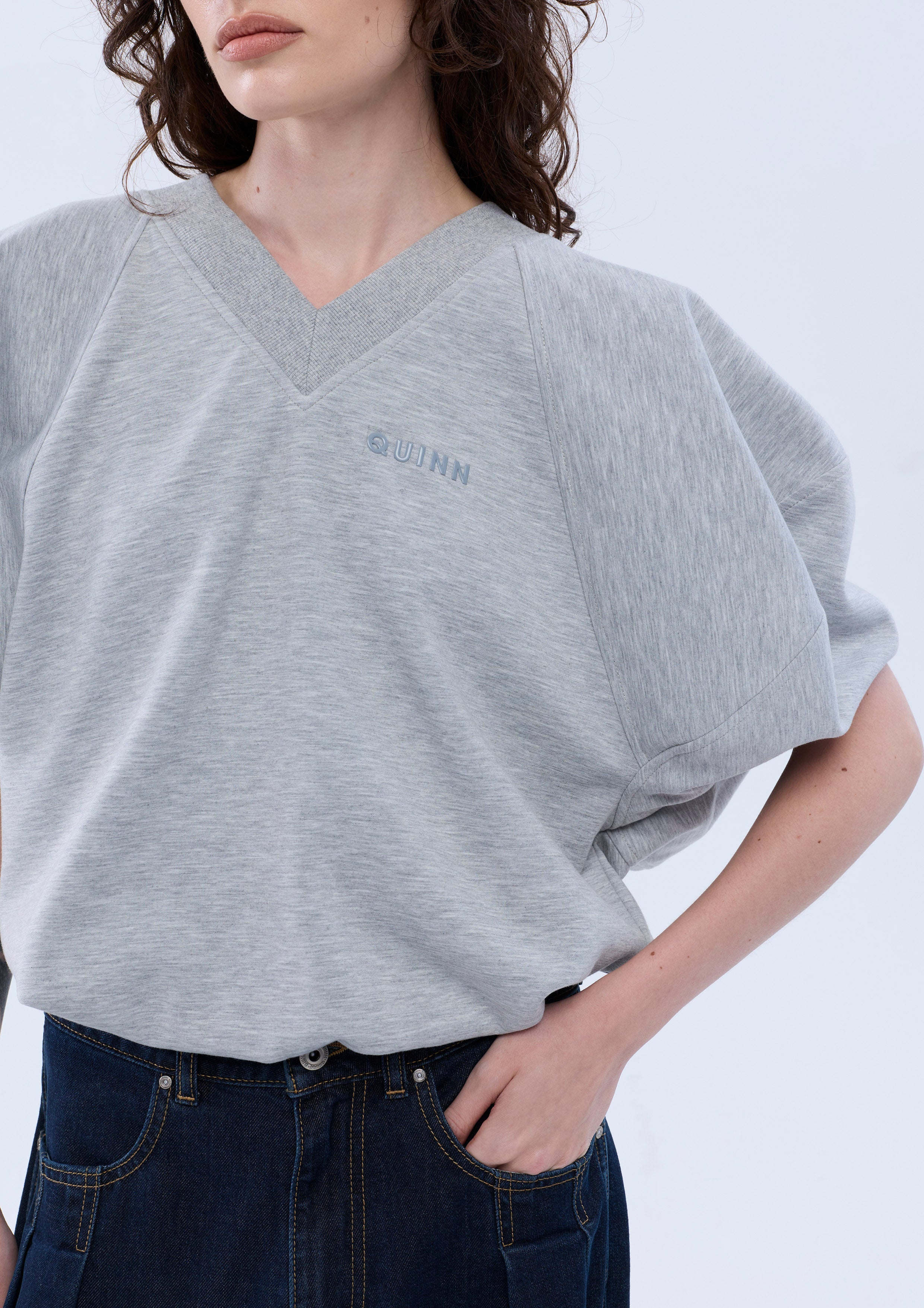 เสื้อคอวีแขนเสื้อพอง