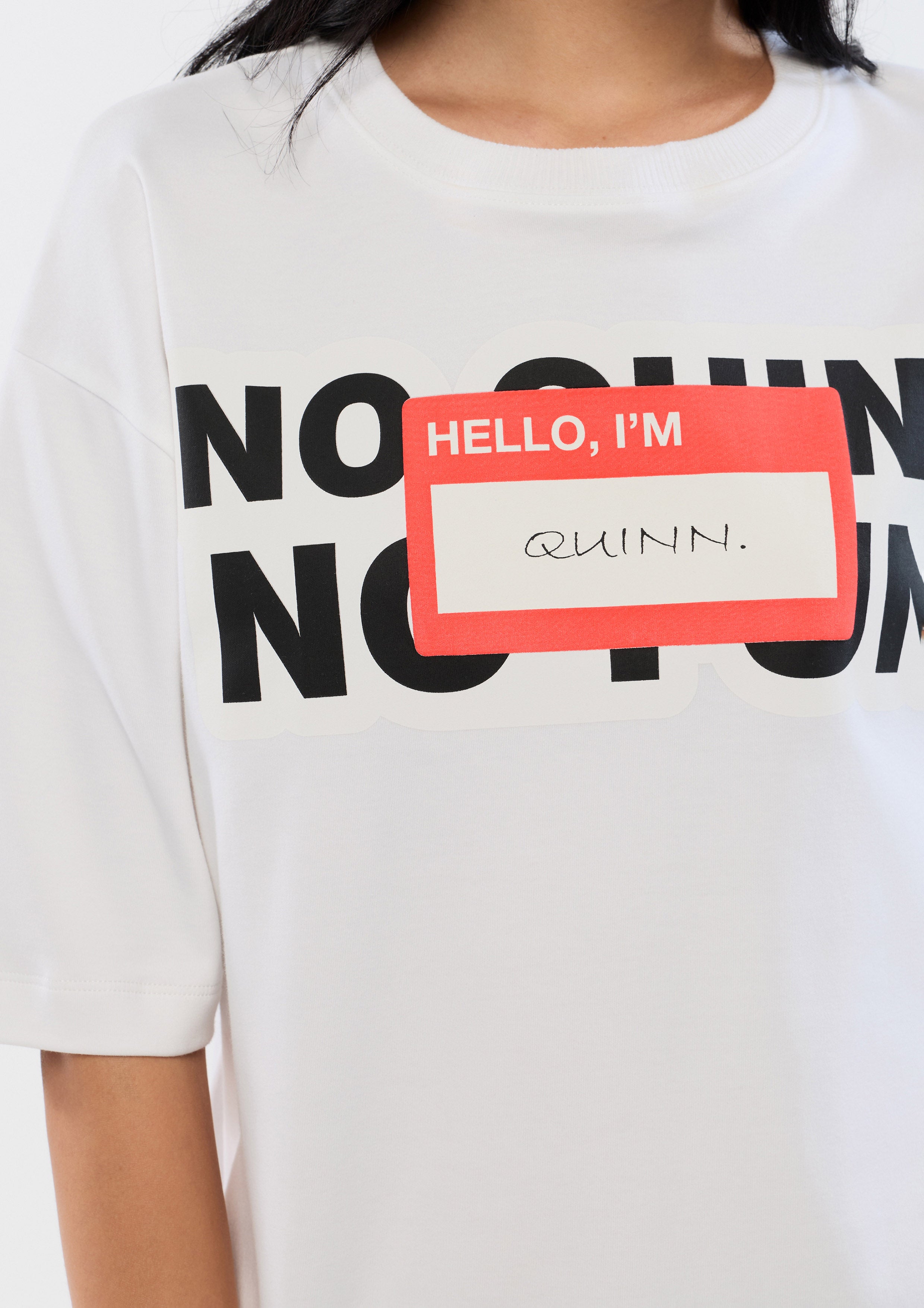 เสื้อยืดโอเวอร์ไซส์แขนสั้นพิมพ์ลายกราฟฟิค