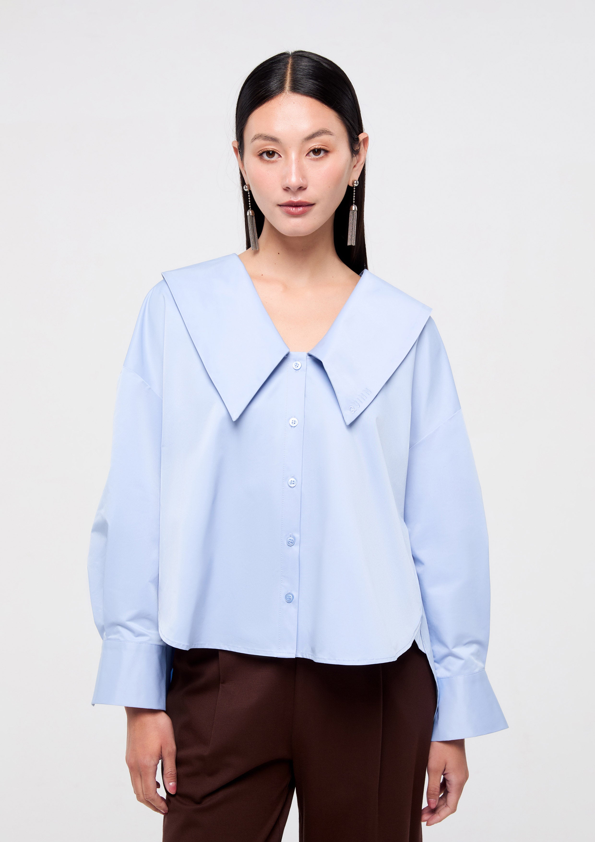 เสื้อเชิ้ตแขนยาวปกคอโอเวอร์ไซส์