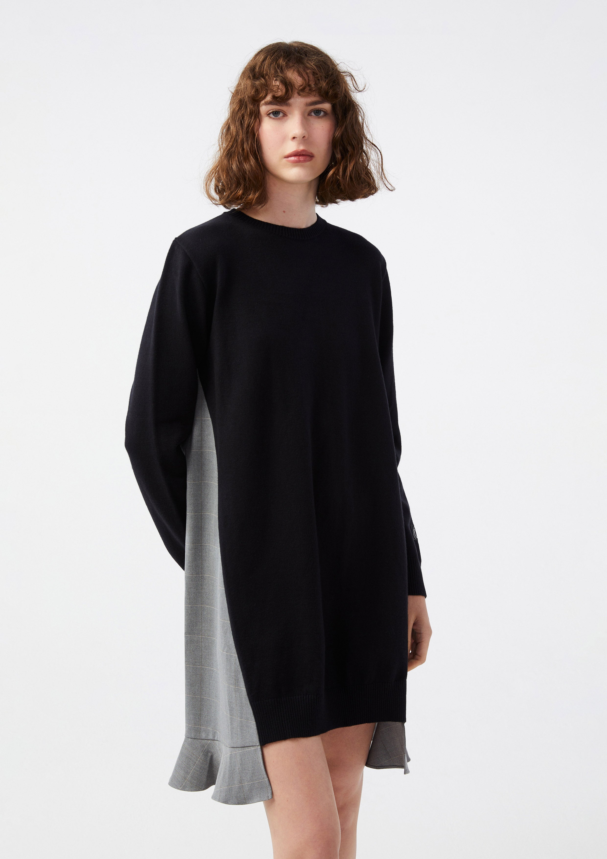 เดรสสั้นเลเยอร์แขนยาว