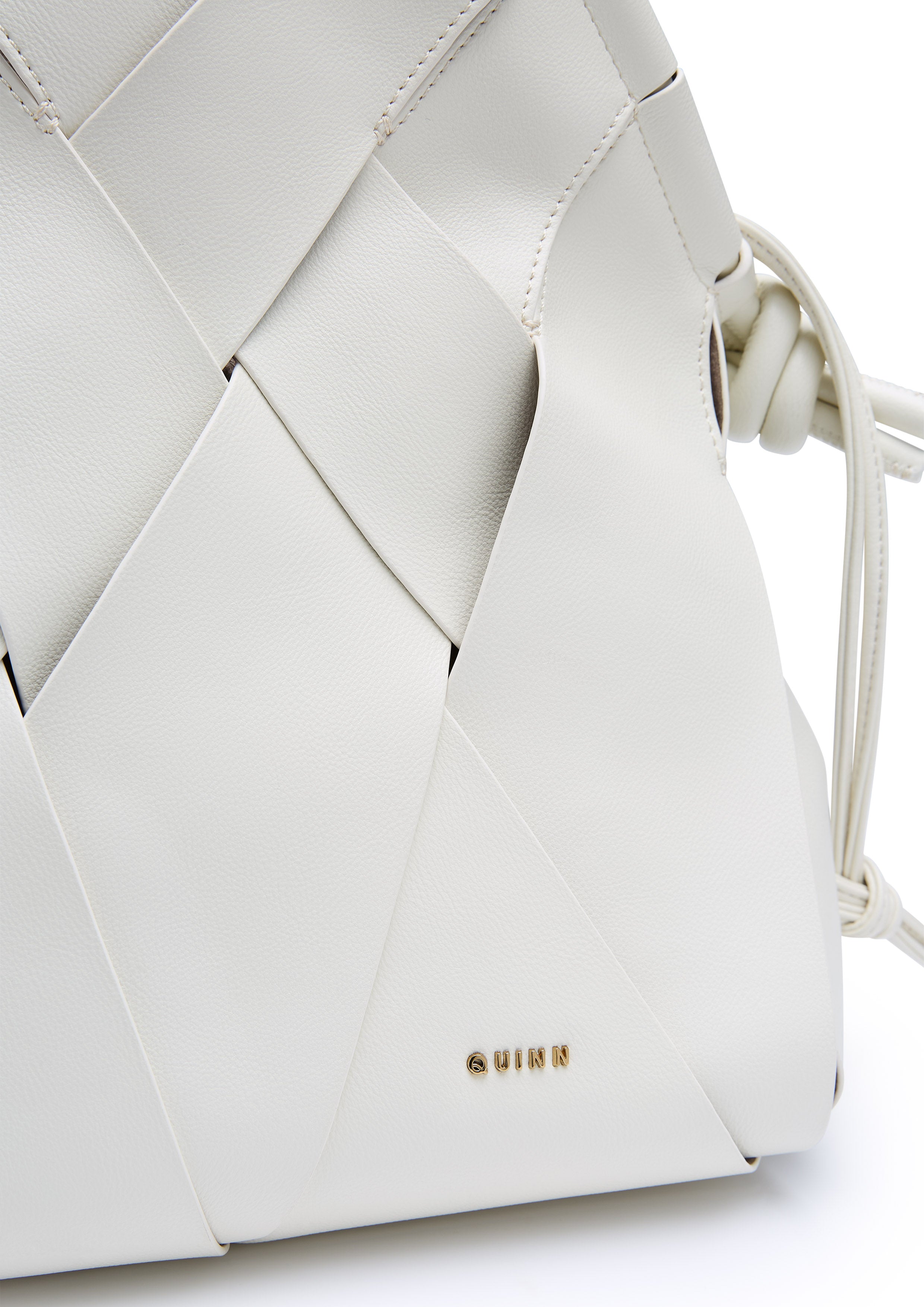 Weavienara Shoulder Bag