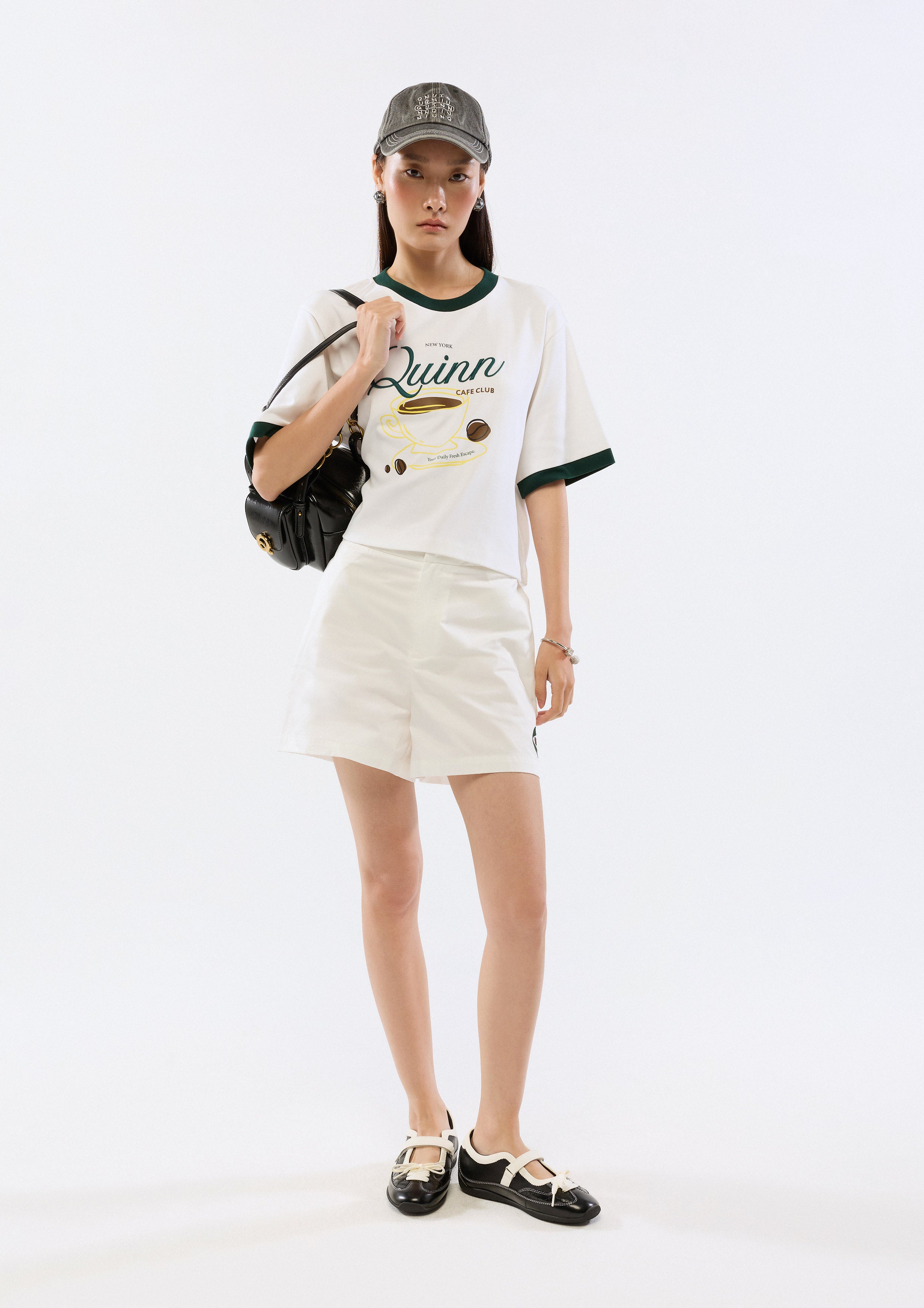 เสื้อยืดปักโลโก้ขอบสีคอนทราสต์