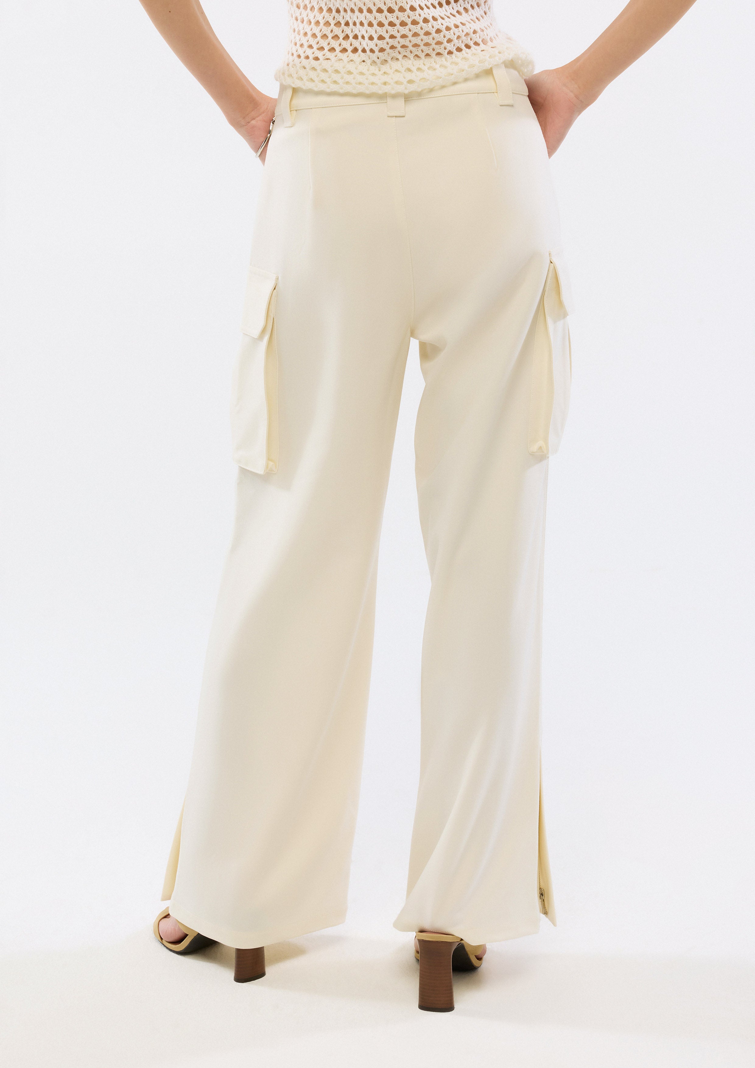 กางเกงขายาวทรงคาร์โก้