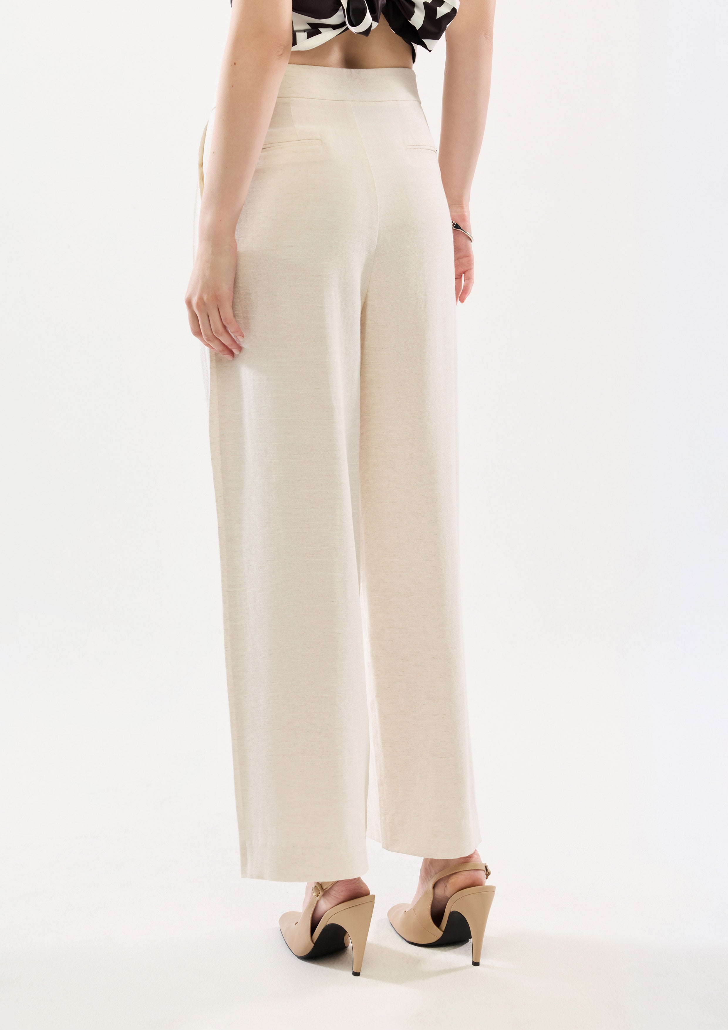 กางเกงขายาวเอวสูงแต่งจีบข้าง