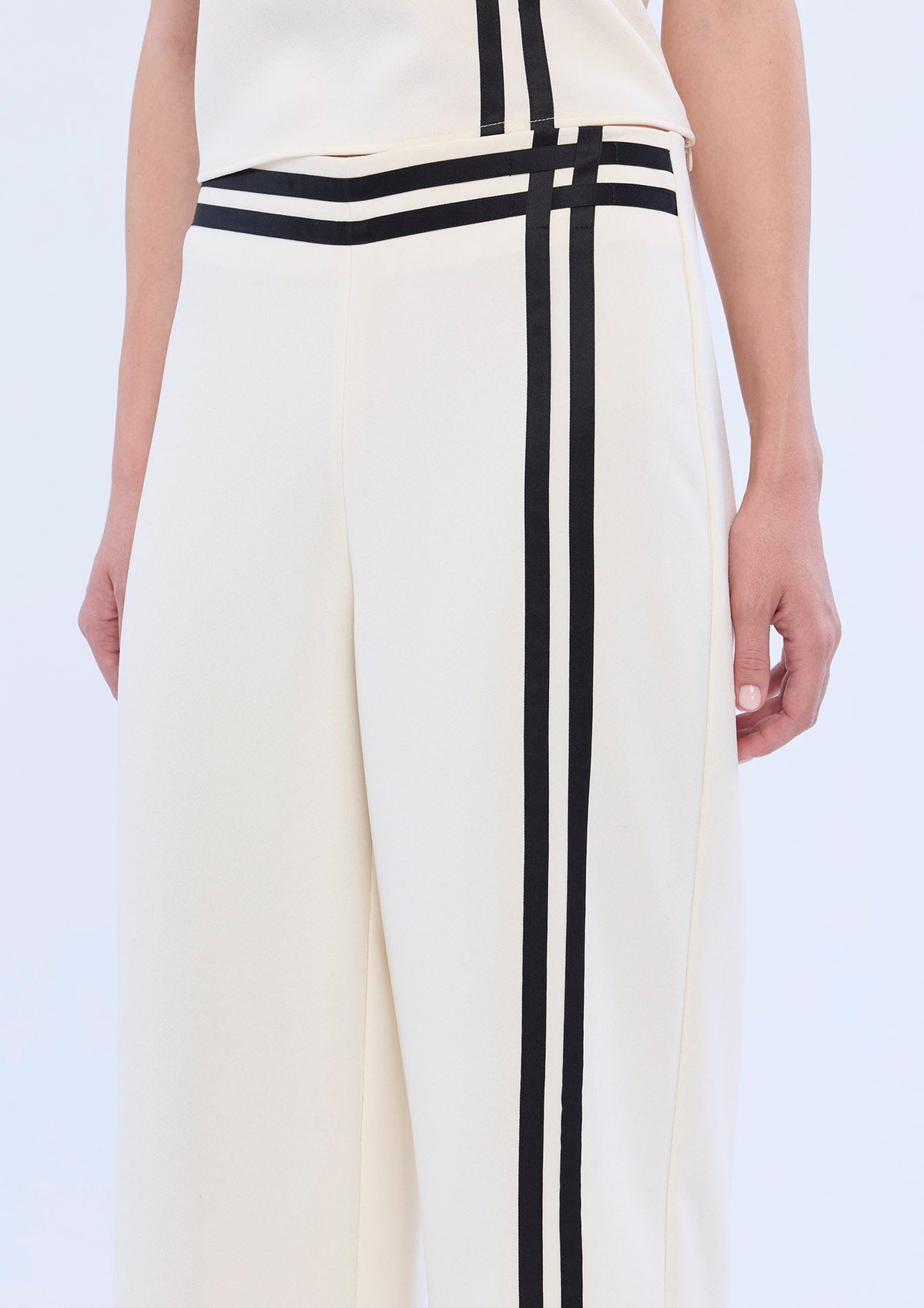 Double Line Relaxed Pants