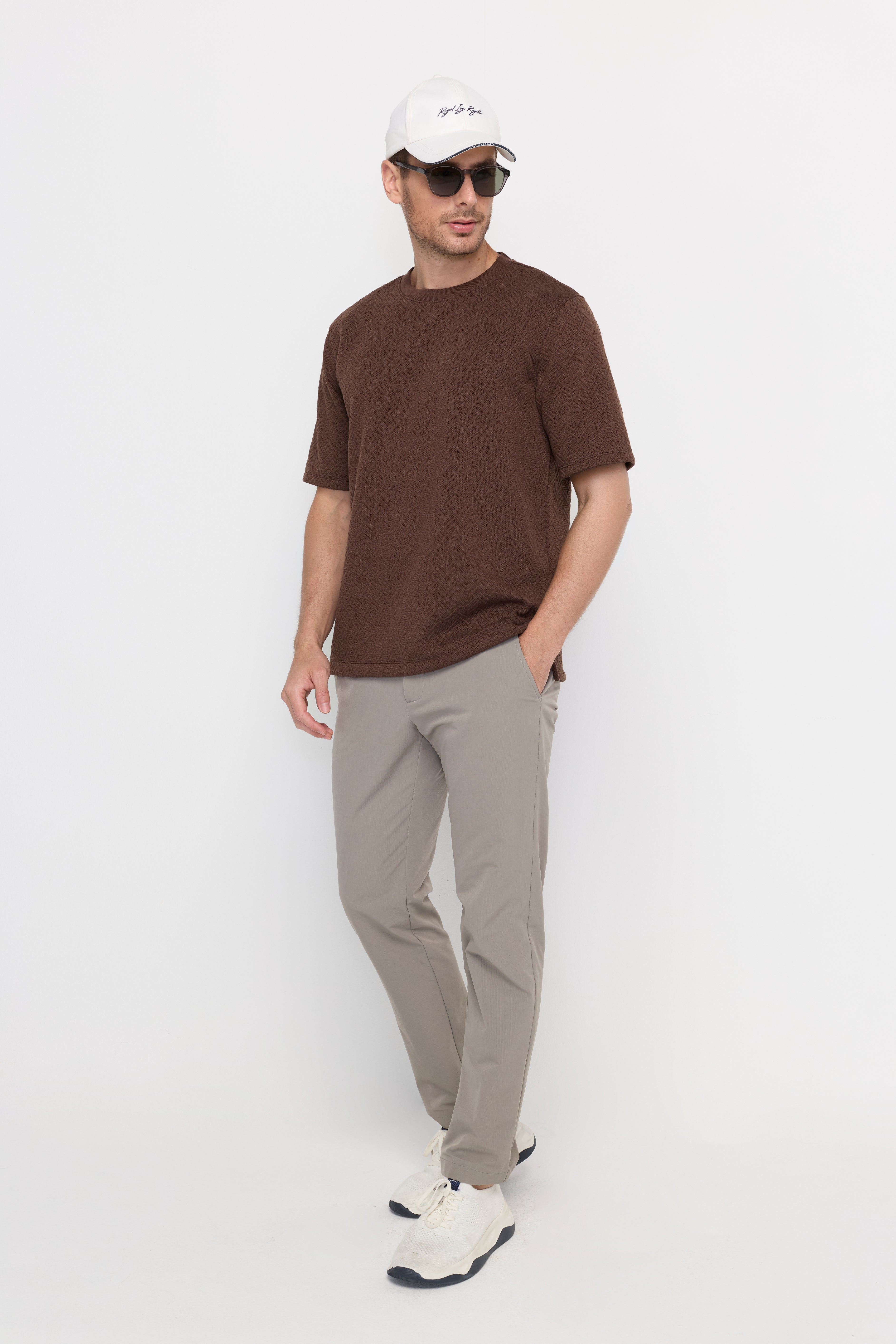 Jacquard Texture Crew Neck T-Shirt Dark Brown