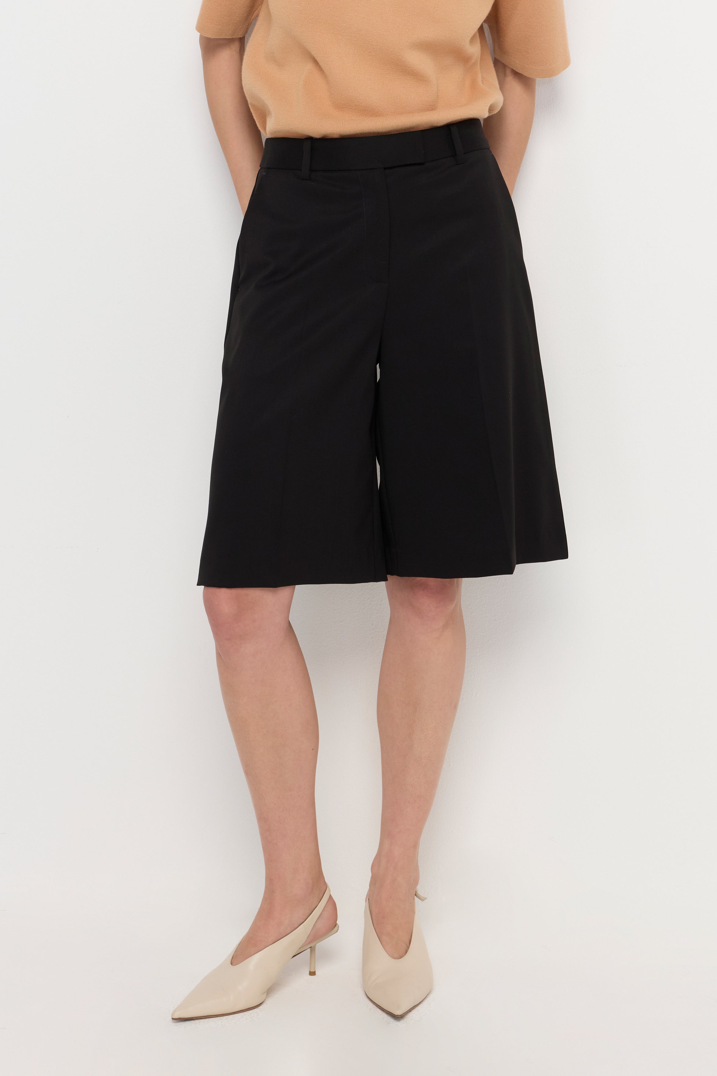 Tailored Bermuda Shorts Black