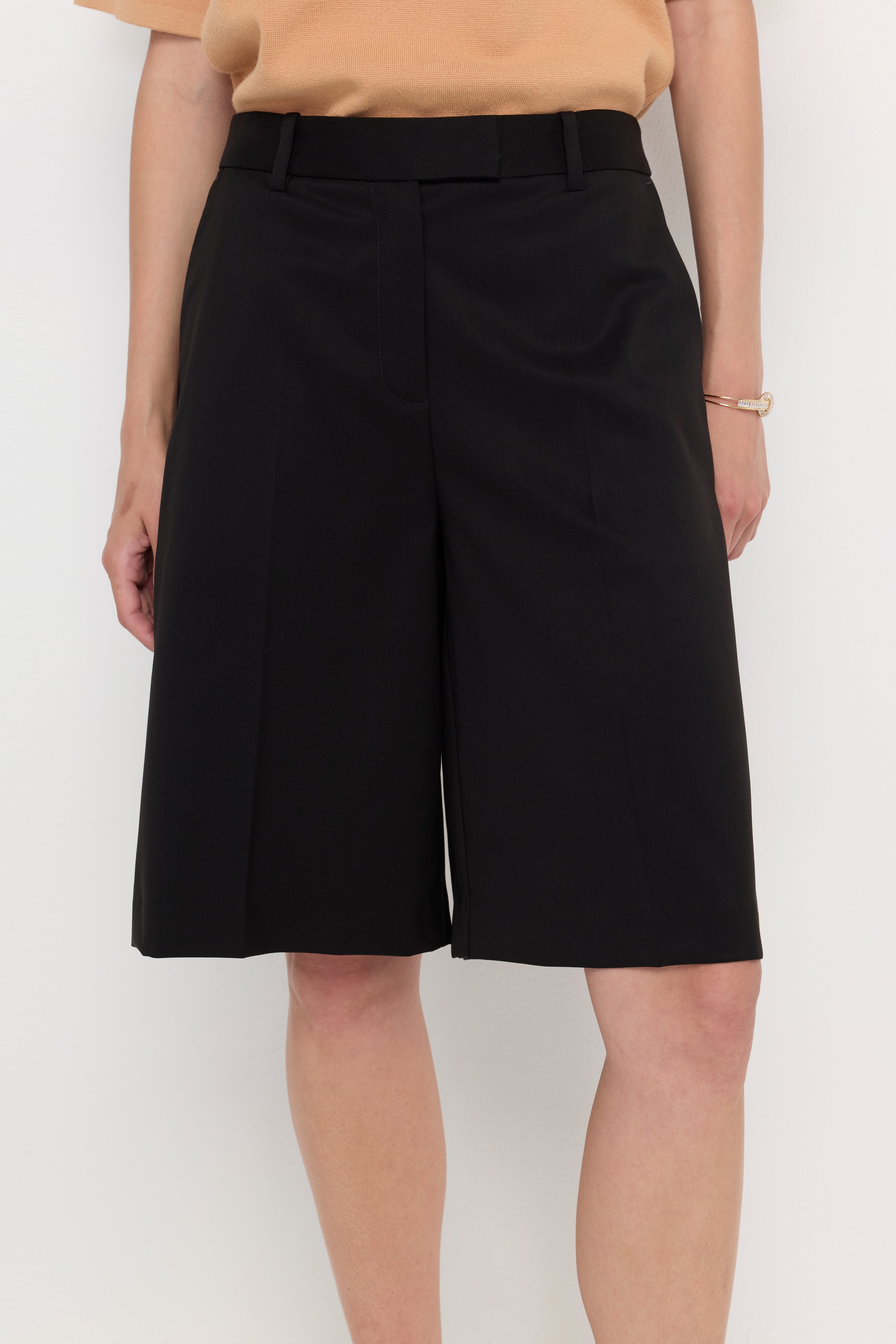 Tailored Bermuda Shorts Black