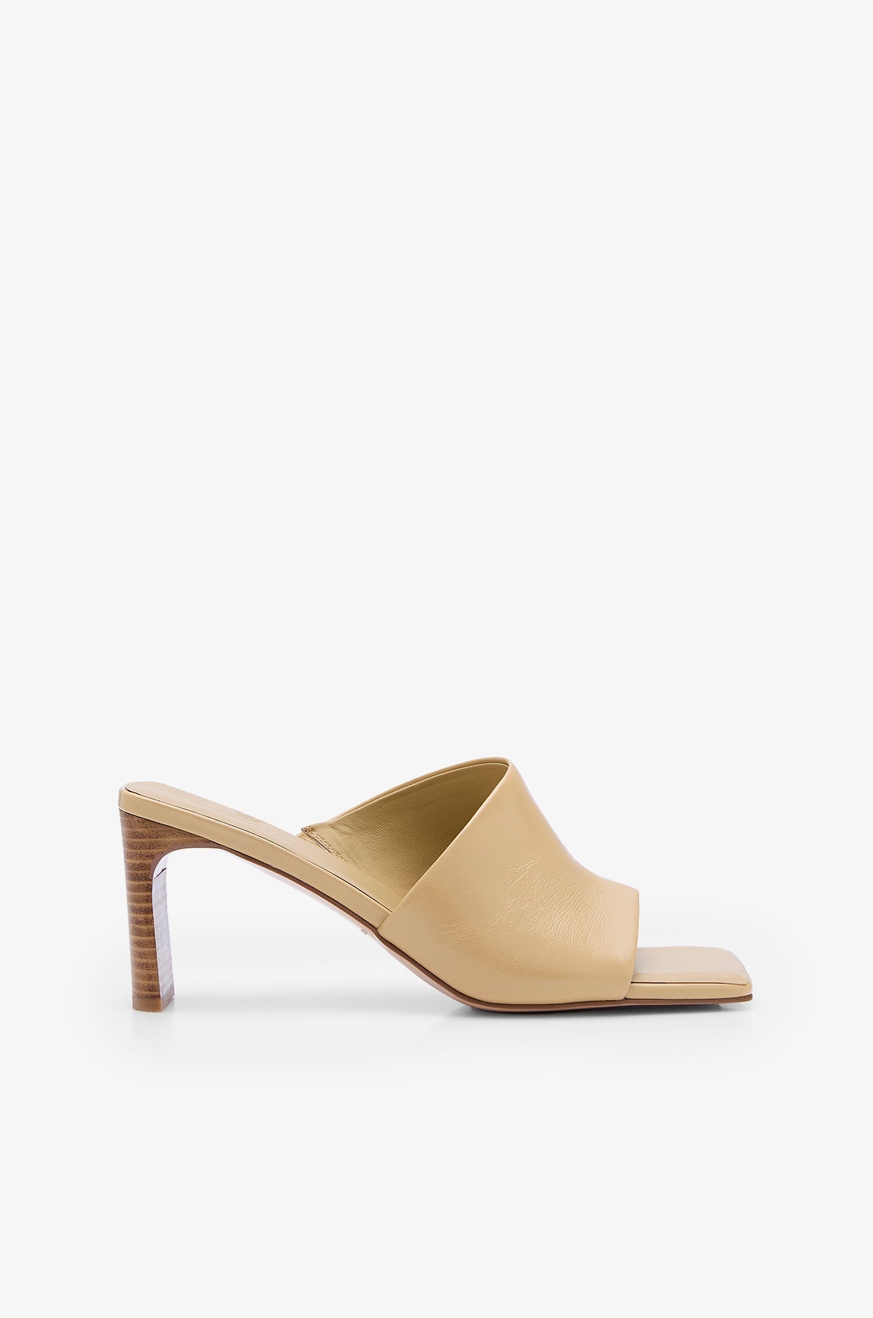 Minimal Leather Block Heels Beige