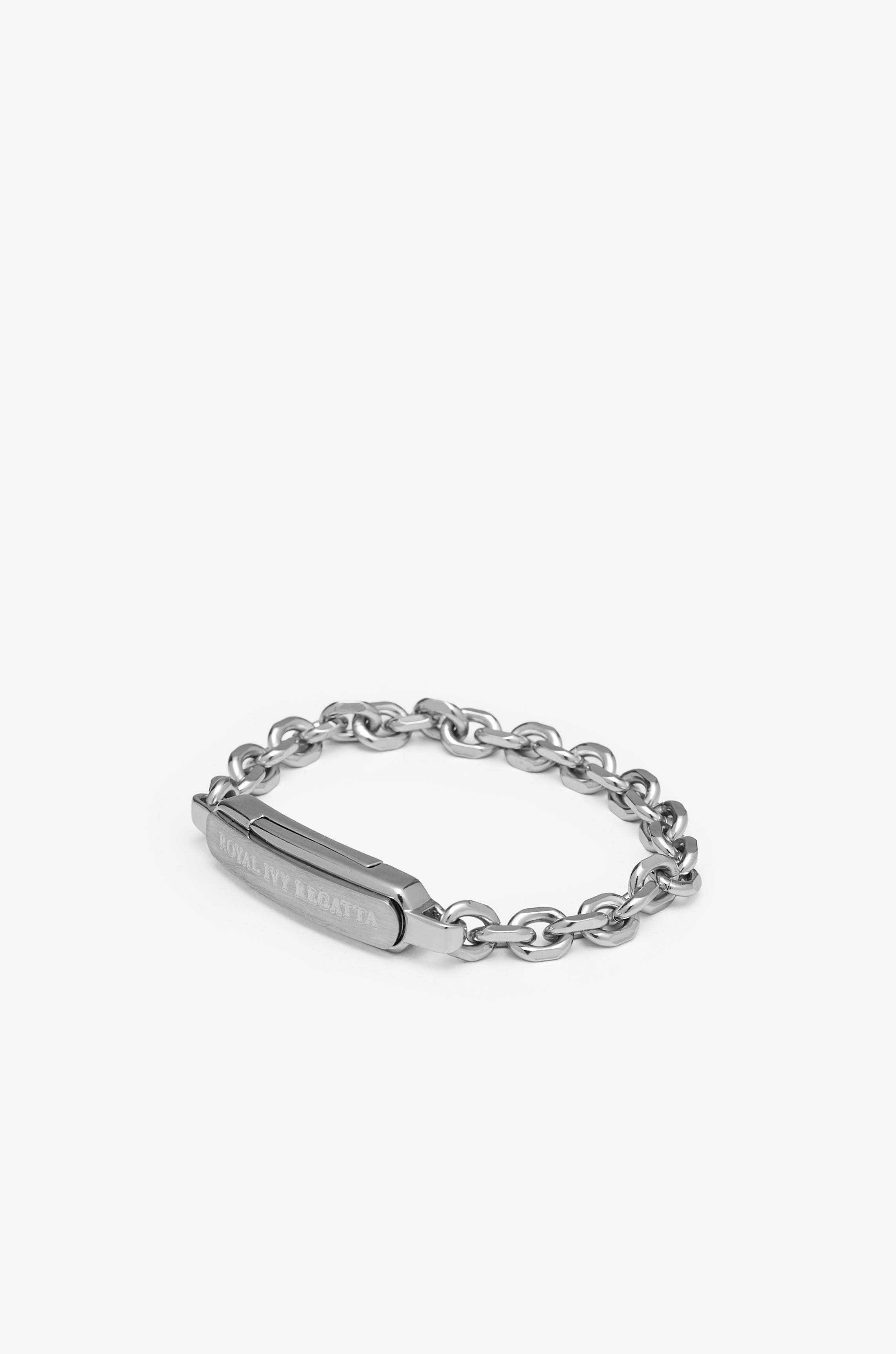 Box Chain Bracelet With Signature Clasp Silver